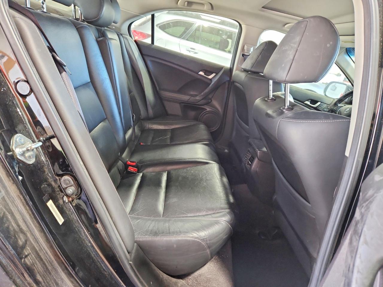 2011 Acura Tsx Черный vin: JH4CU2F61BC000288