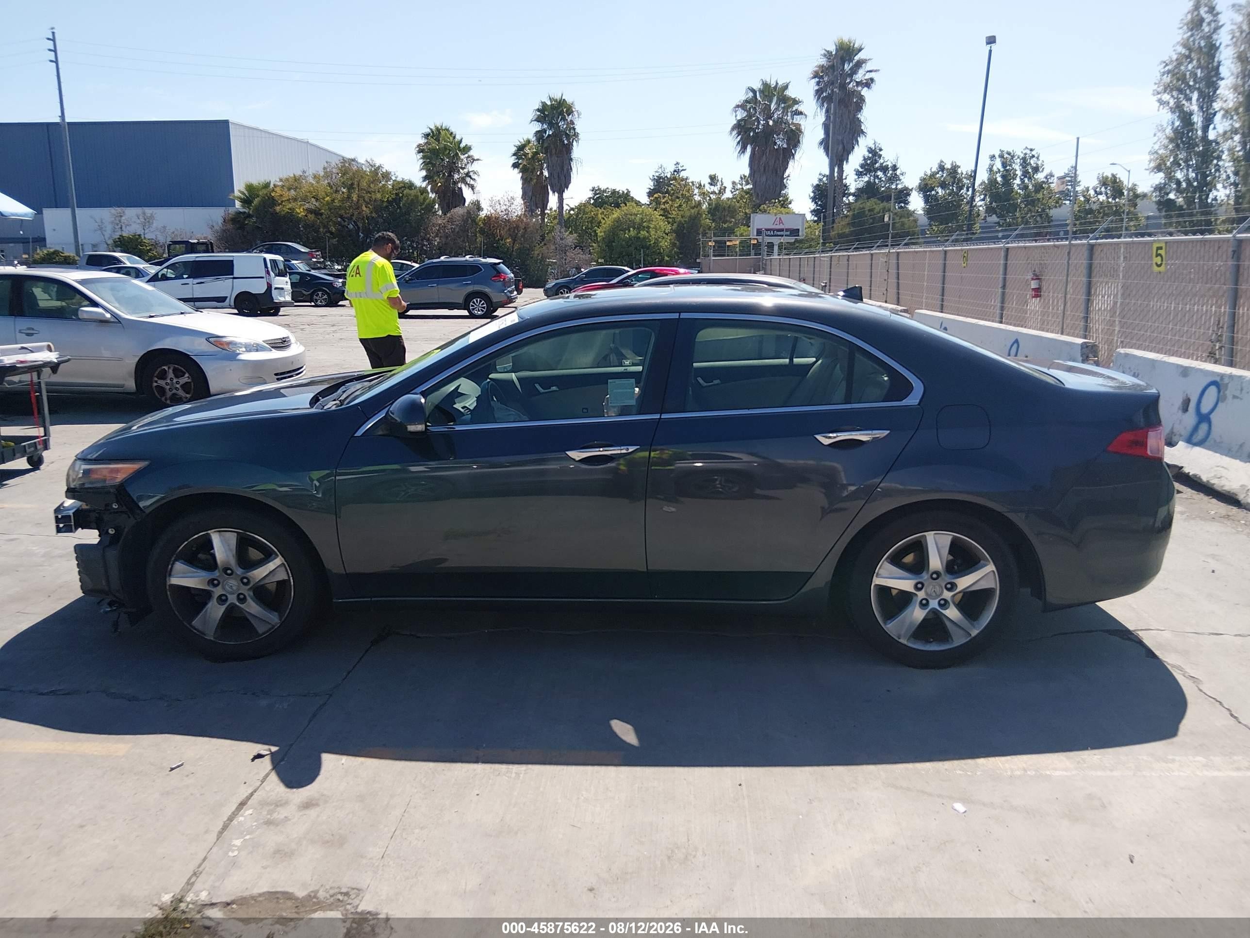 2011 Acura Tsx 2.4 Gray vin: JH4CU2F61BC013056