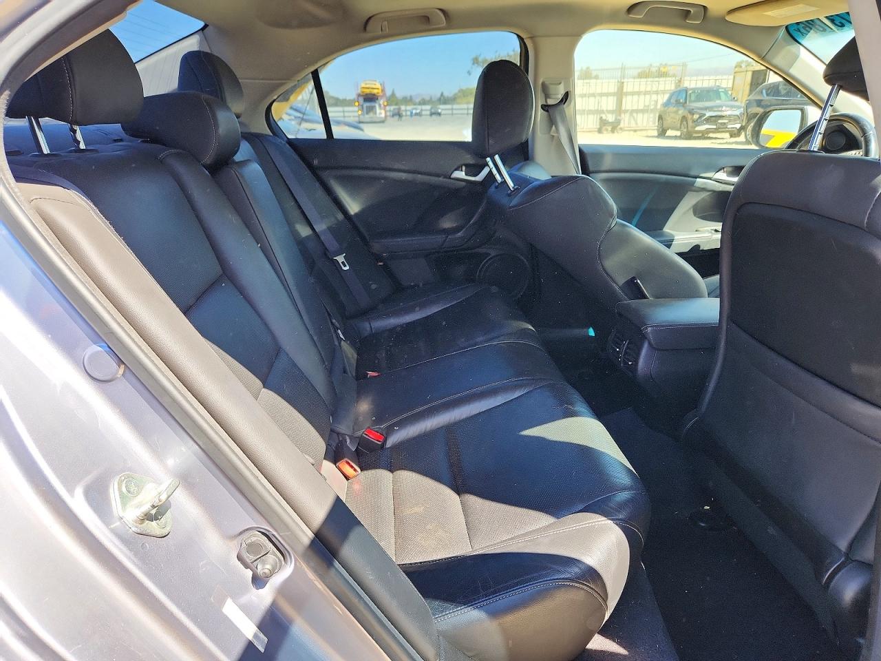 2012 Acura Tsx Tech Silver vin: JH4CU2F61CC018212
