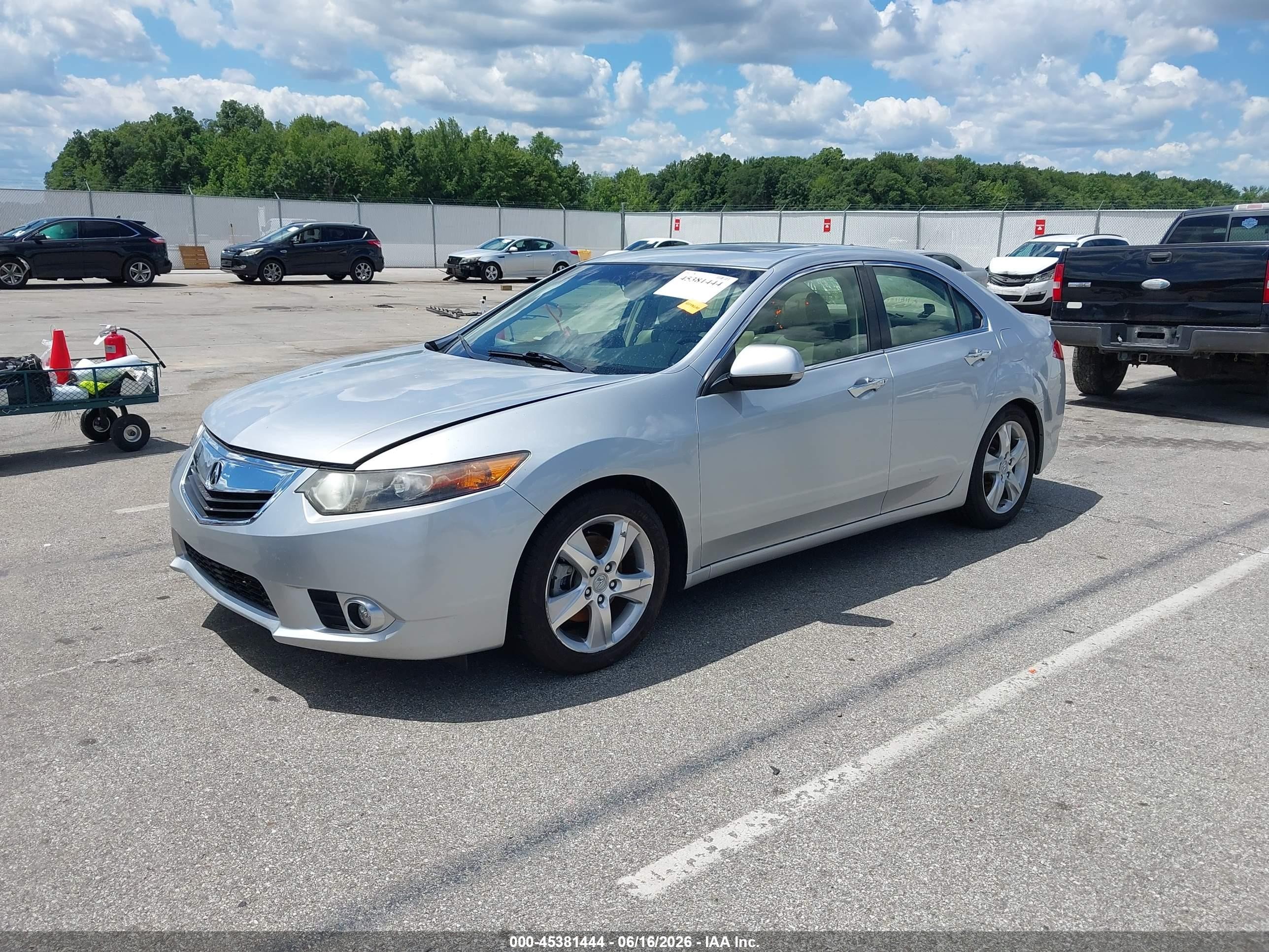 2013 Acura Tsx 2.4 Silver vin: JH4CU2F61DC010063