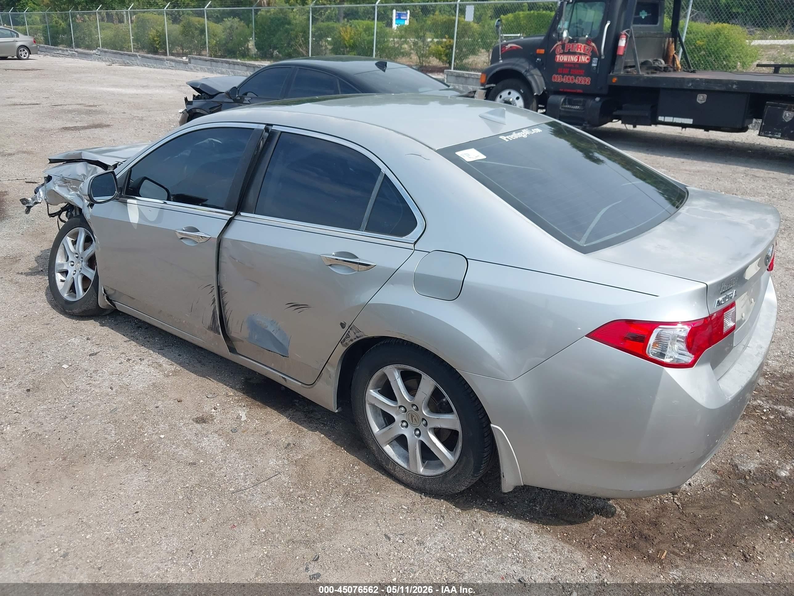 2010 Acura Tsx 2.4 Silver vin: JH4CU2F62AC007023