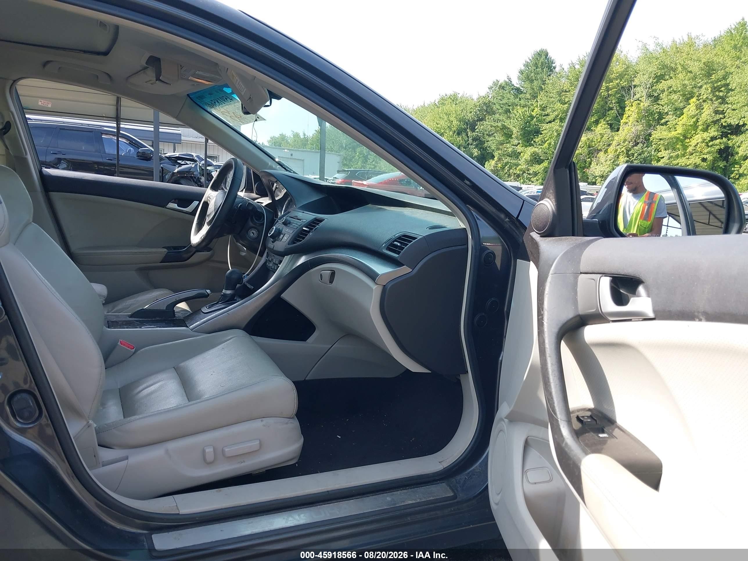 2011 Acura Tsx 2.4 Gray vin: JH4CU2F62BC001367