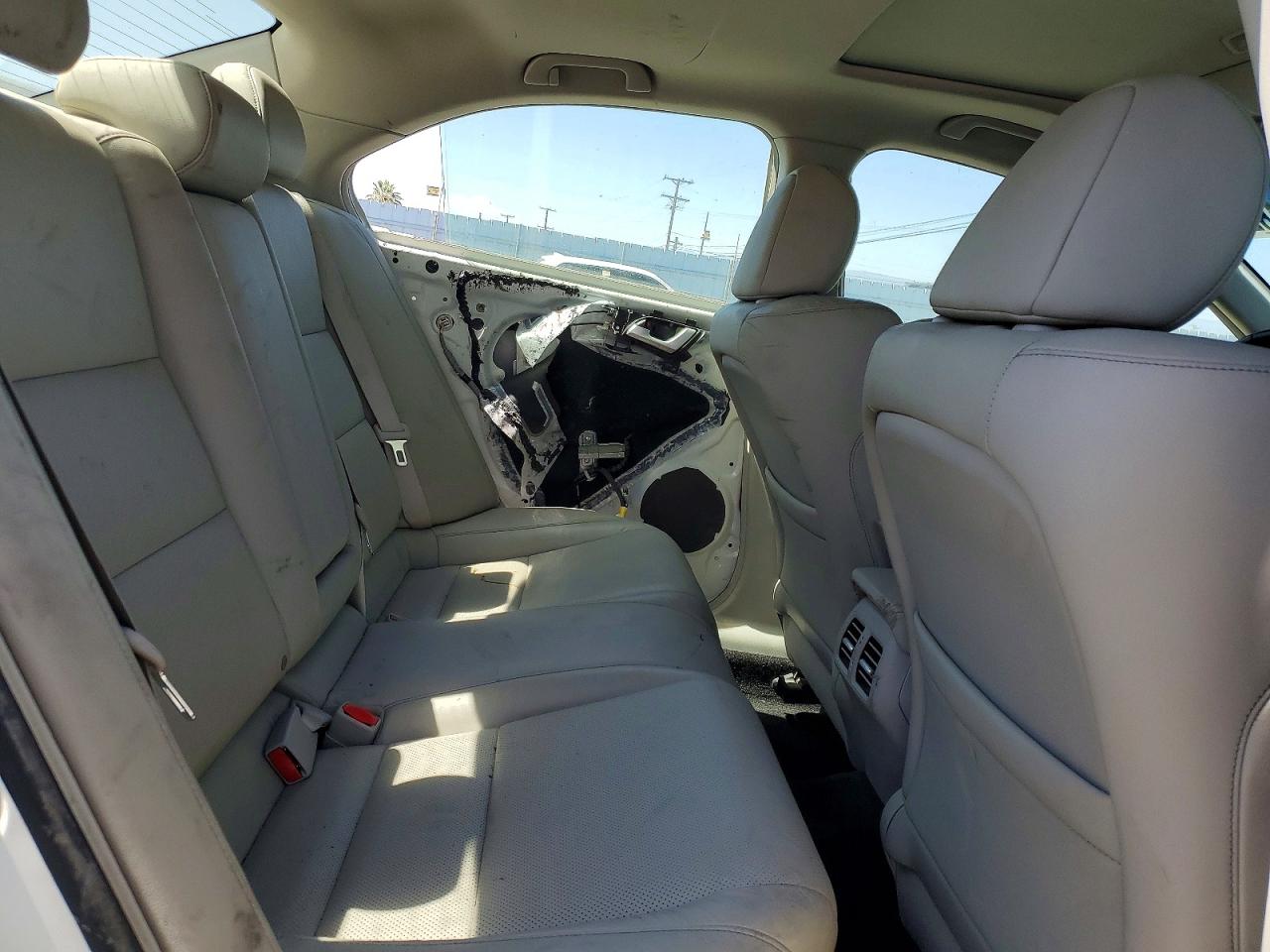 2011 Acura Tsx White vin: JH4CU2F62BC004396