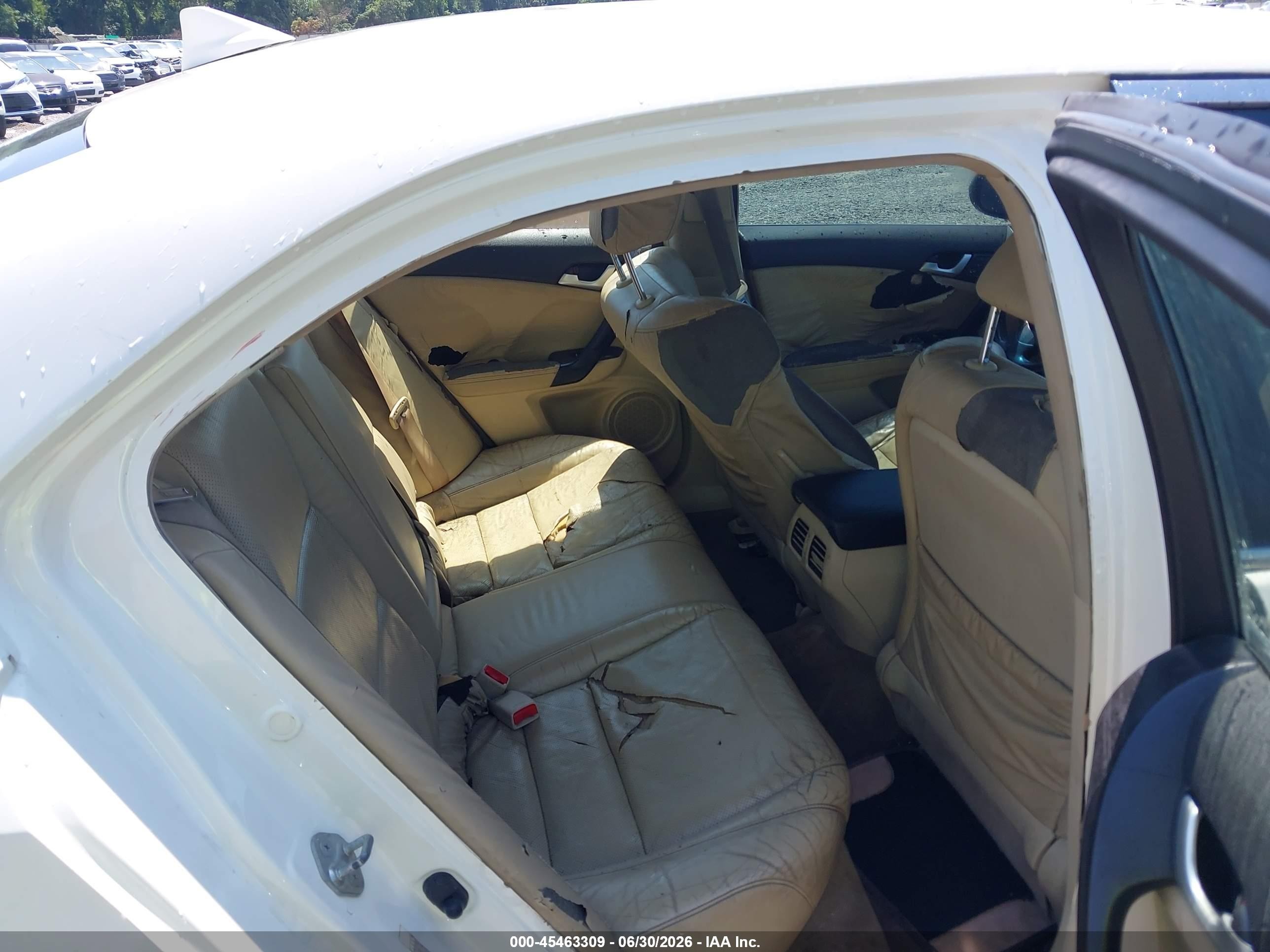 2011 Acura Tsx 2.4 White vin: JH4CU2F62BC015138