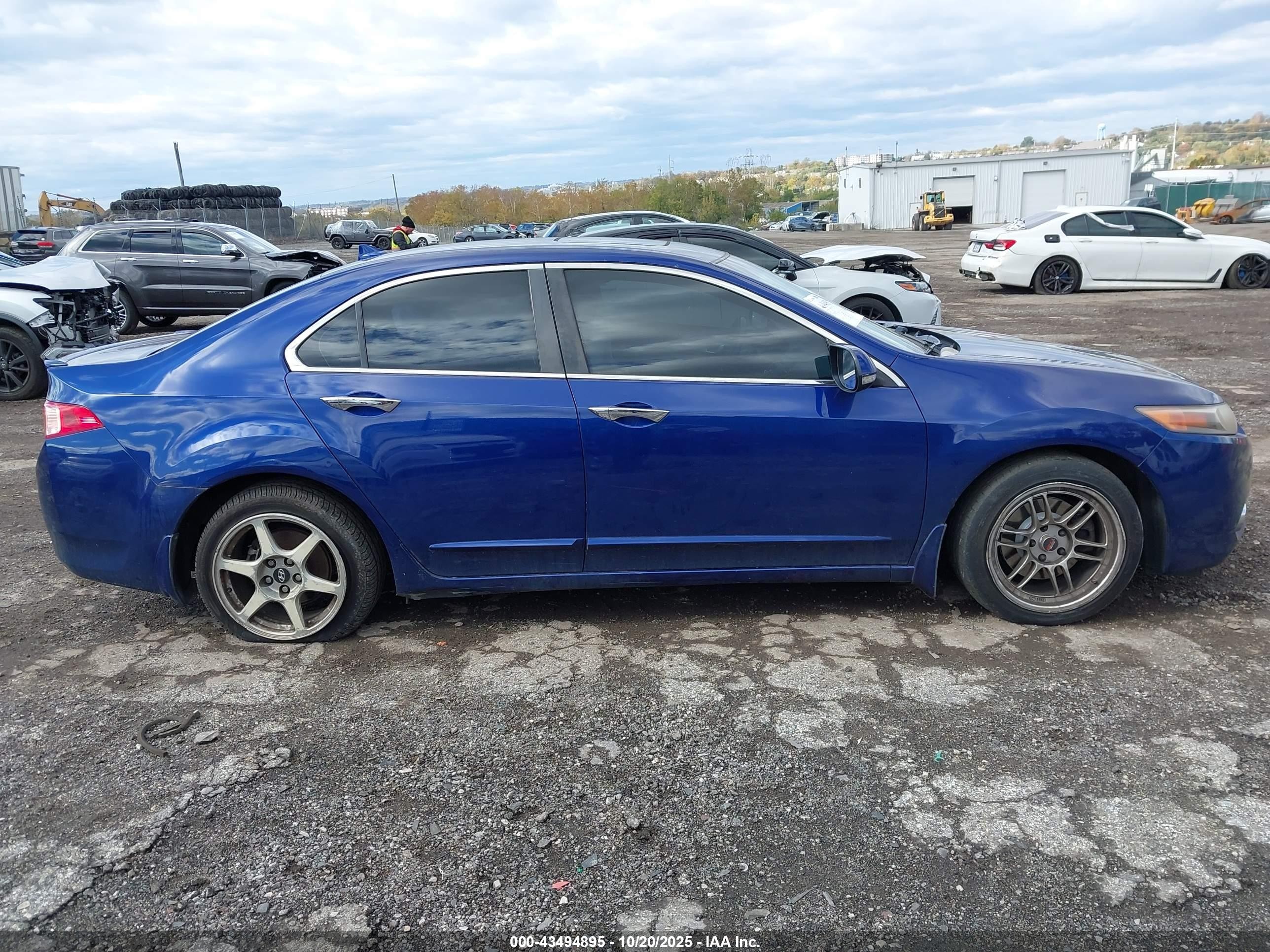 2011 Acura Tsx 2.4 Blue vin: JH4CU2F62BC016127