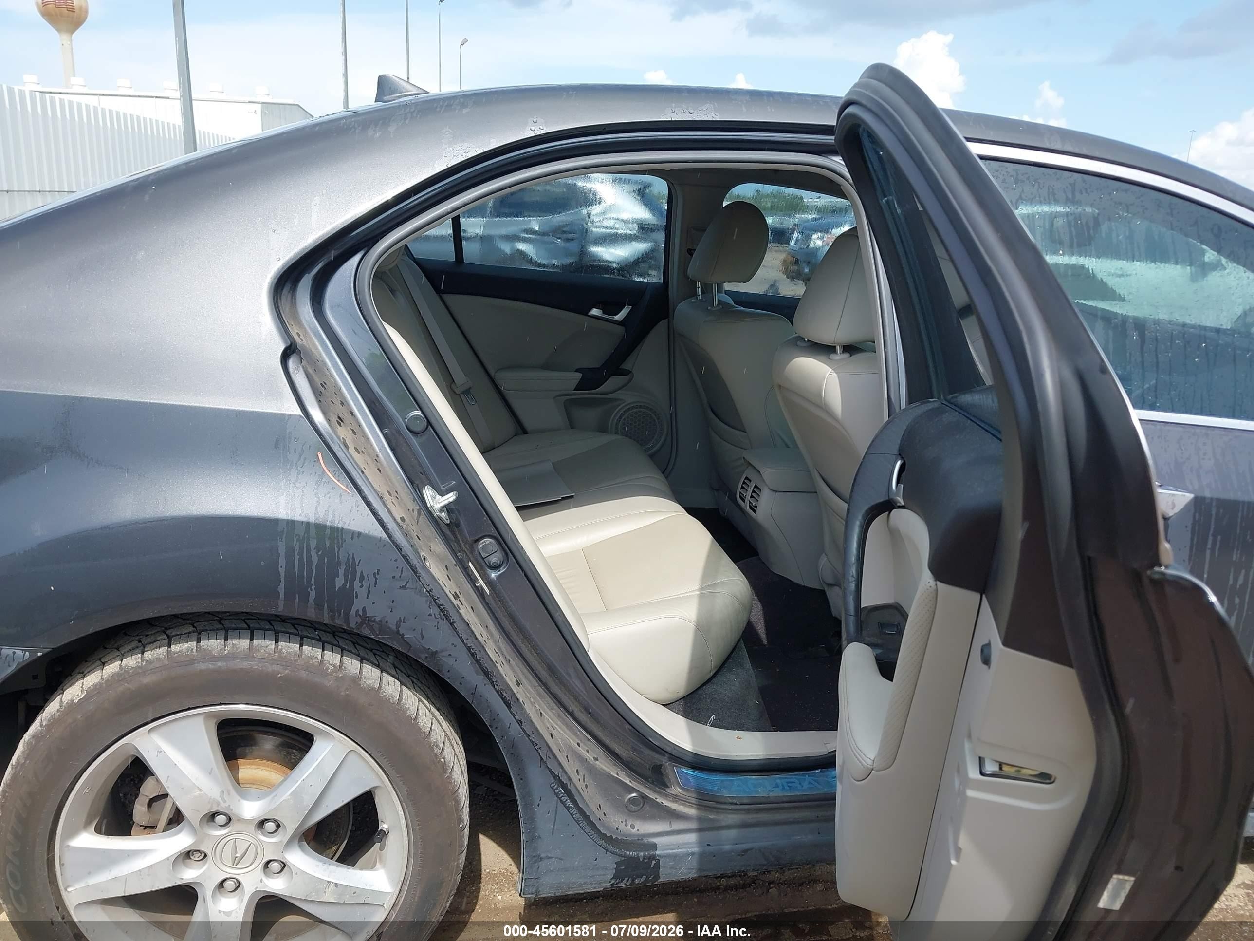 2011 Acura Tsx 2.4 Gray vin: JH4CU2F62BC016404