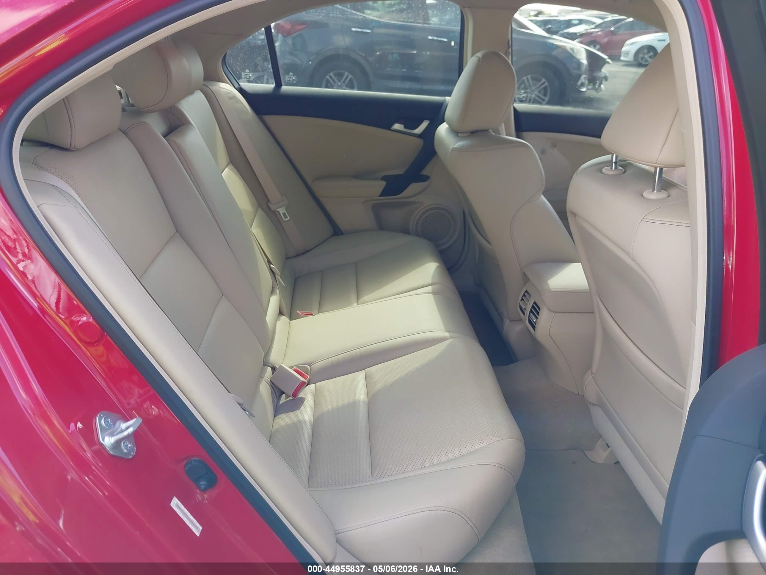 2013 Acura Tsx 2.4 Красный vin: JH4CU2F62DC002067