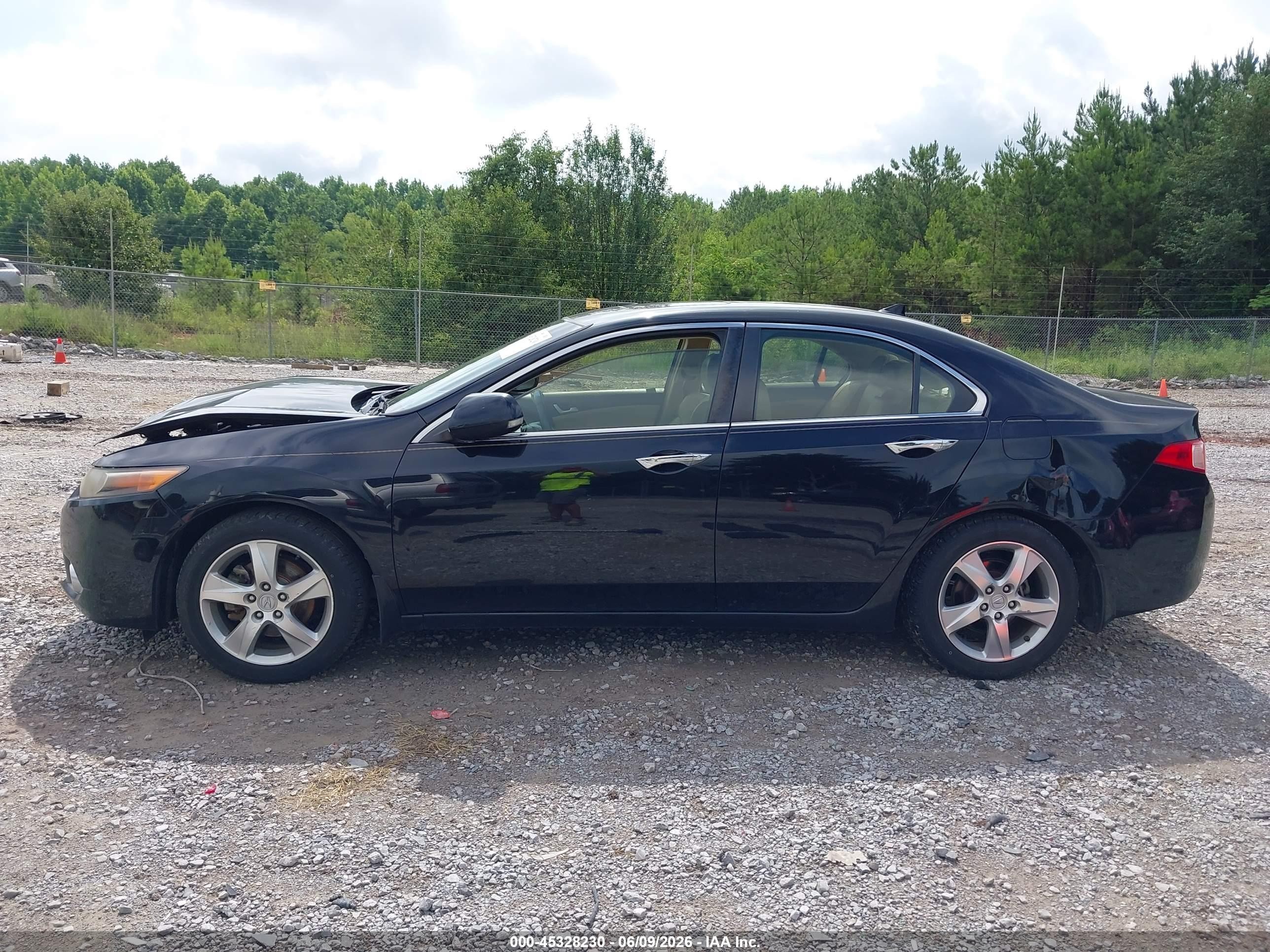 2013 Acura Tsx 2.4 Black vin: JH4CU2F62DC002585