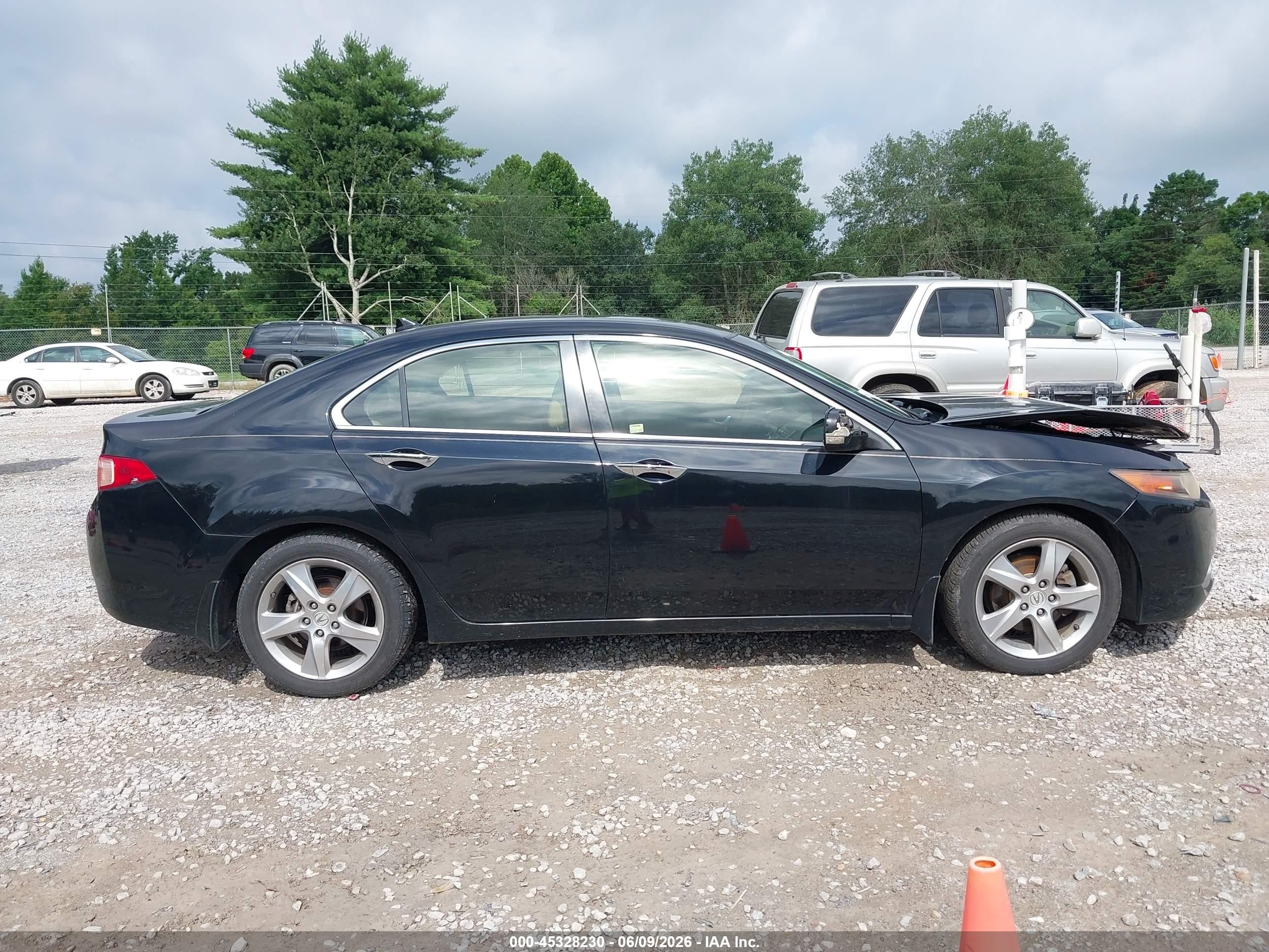 2013 Acura Tsx 2.4 Black vin: JH4CU2F62DC002585