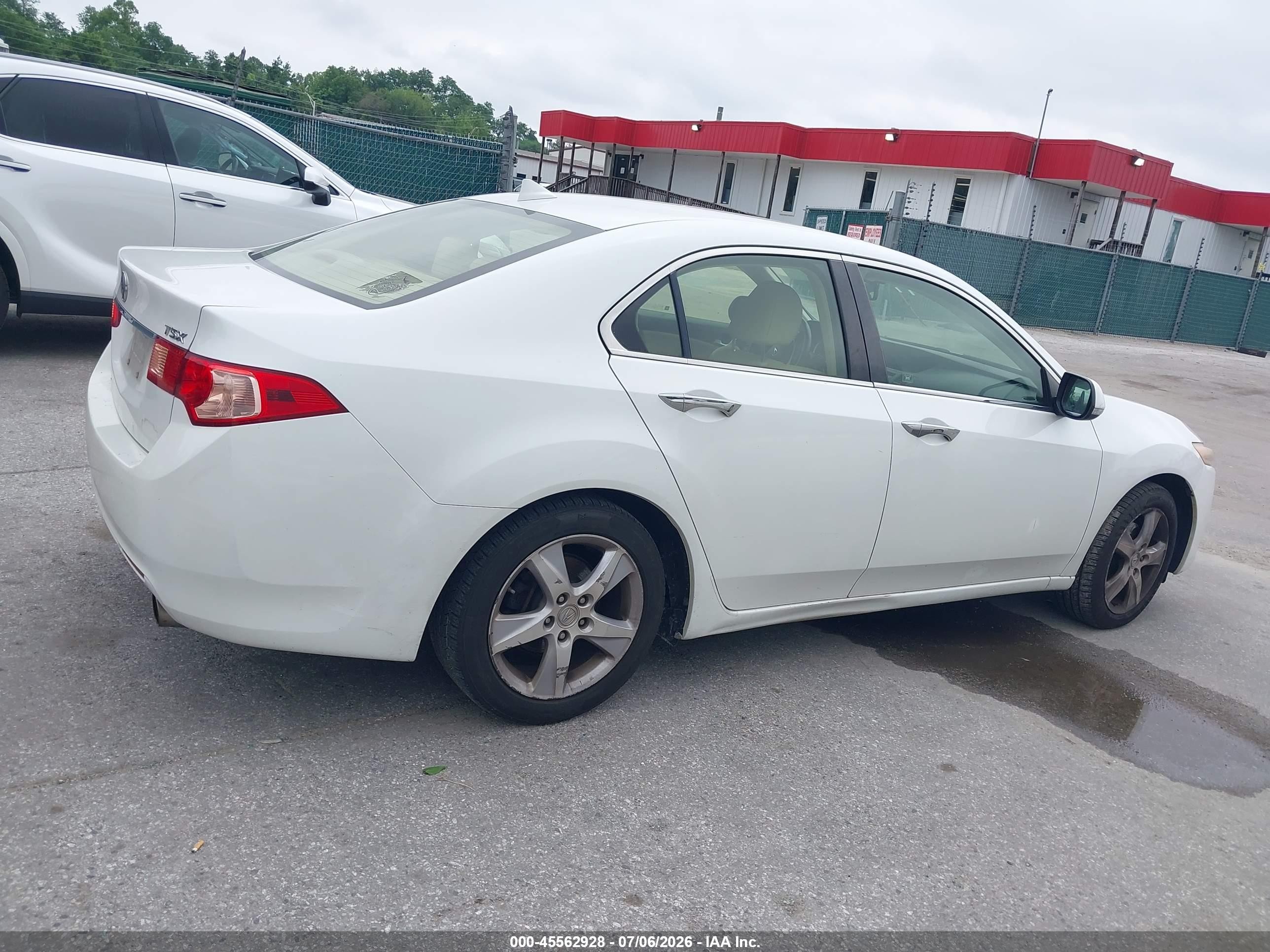 2013 Acura Tsx 2.4 White vin: JH4CU2F62DC005356