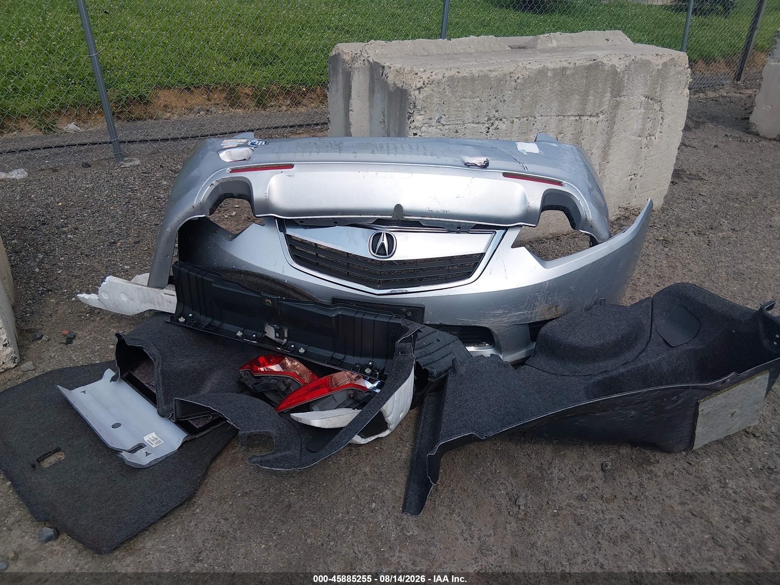 2014 Acura Tsx 2.4 Silver vin: JH4CU2F62EC003639