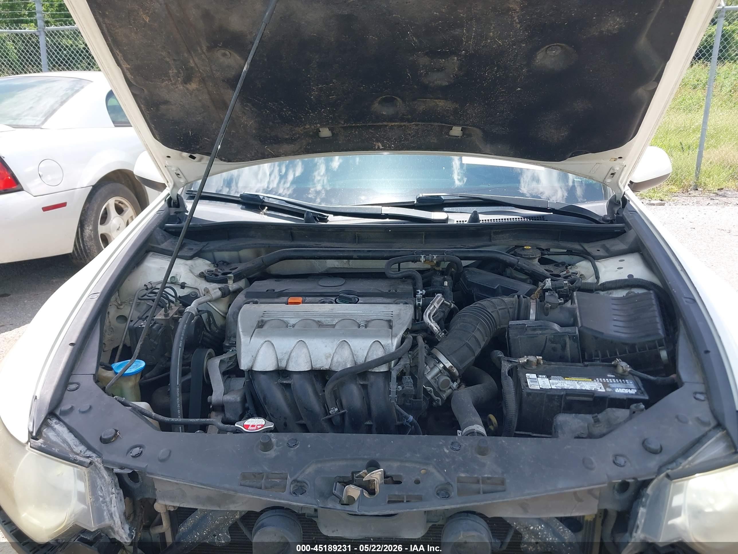 2010 Acura Tsx 2.4 White vin: JH4CU2F63AC006320