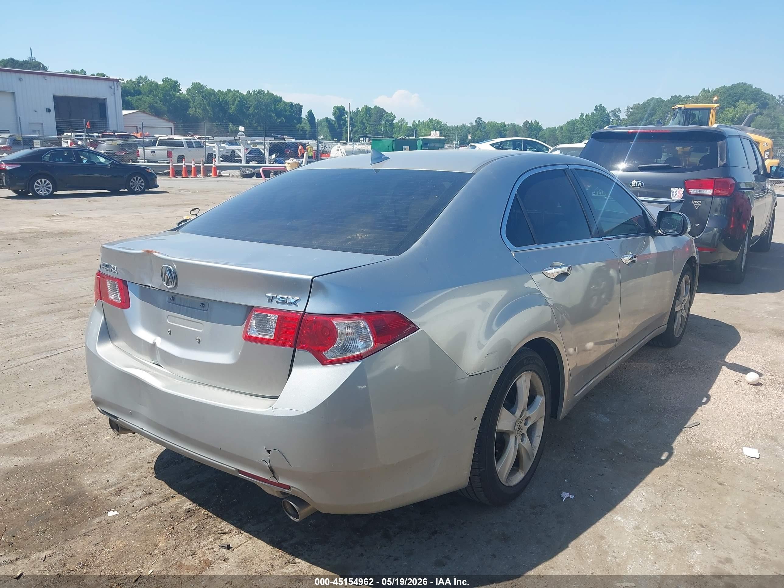 2010 Acura Tsx 2.4 Серебряный vin: JH4CU2F63AC014286