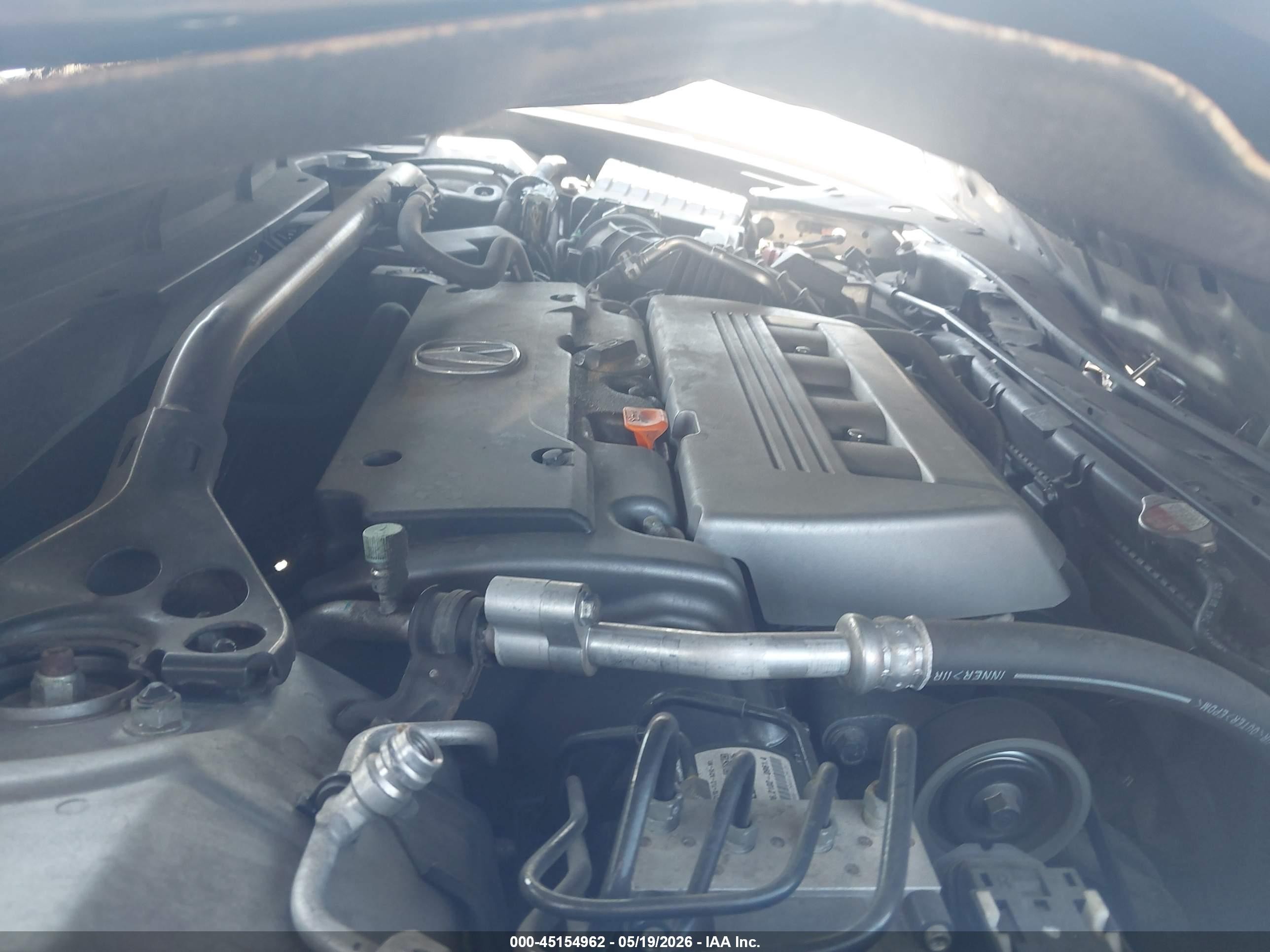 2010 Acura Tsx 2.4 Серебряный vin: JH4CU2F63AC014286