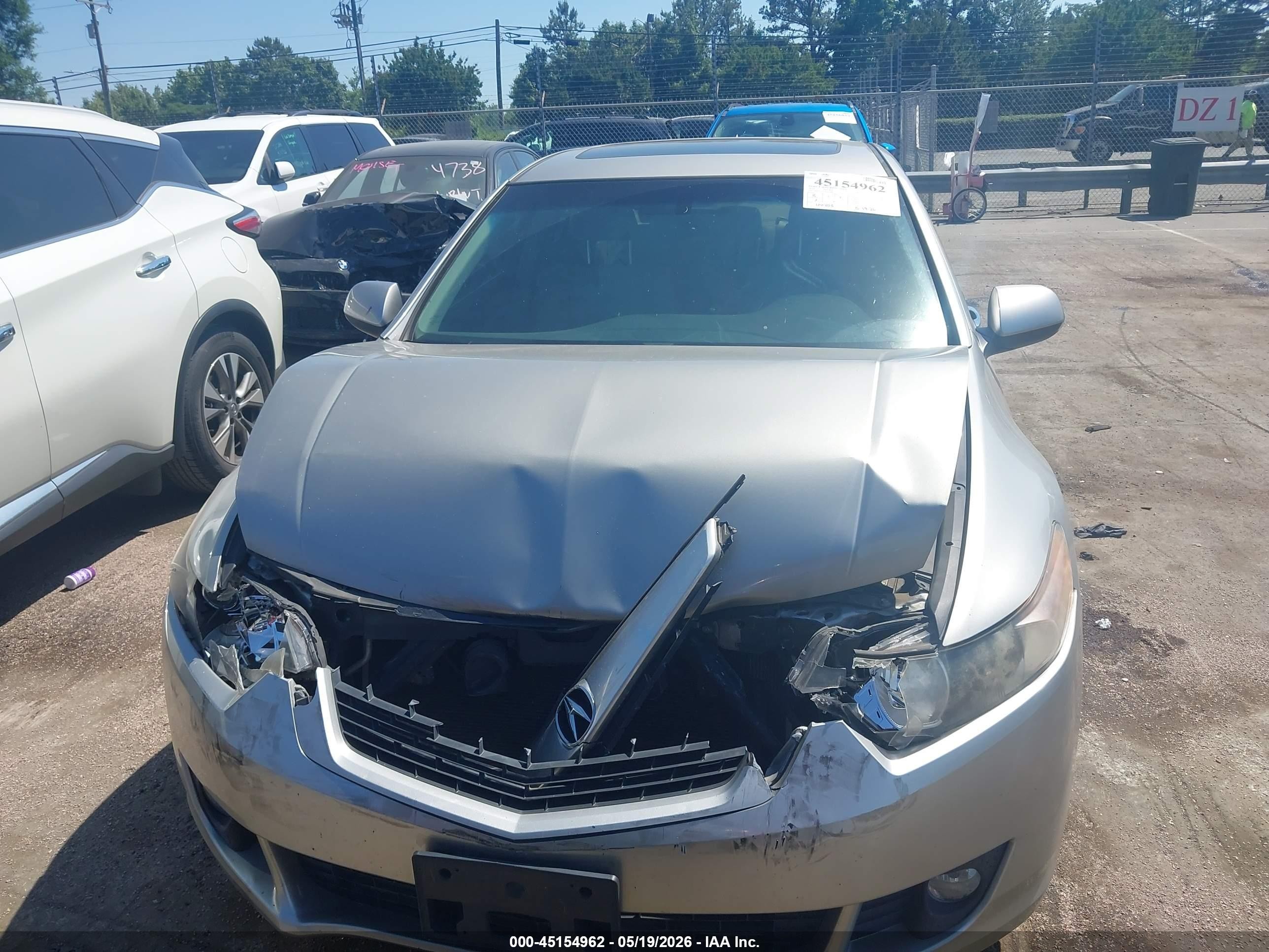 2010 Acura Tsx 2.4 Серебряный vin: JH4CU2F63AC014286
