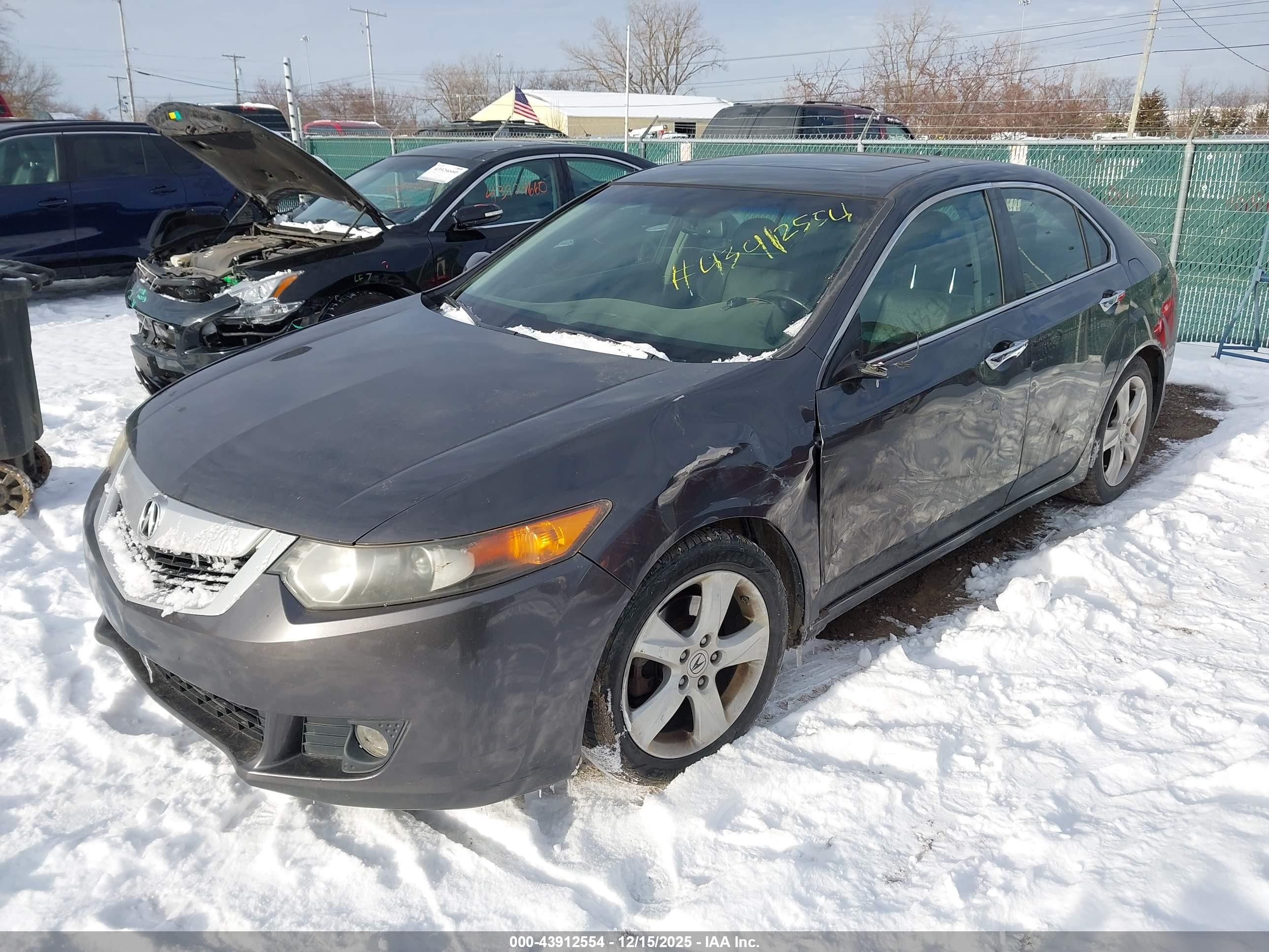 2010 Acura Tsx 2.4 Серый vin: JH4CU2F63AC015552
