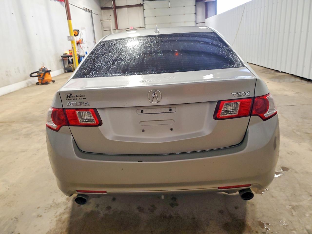 2010 Acura Tsx Silver vin: JH4CU2F63AC017351
