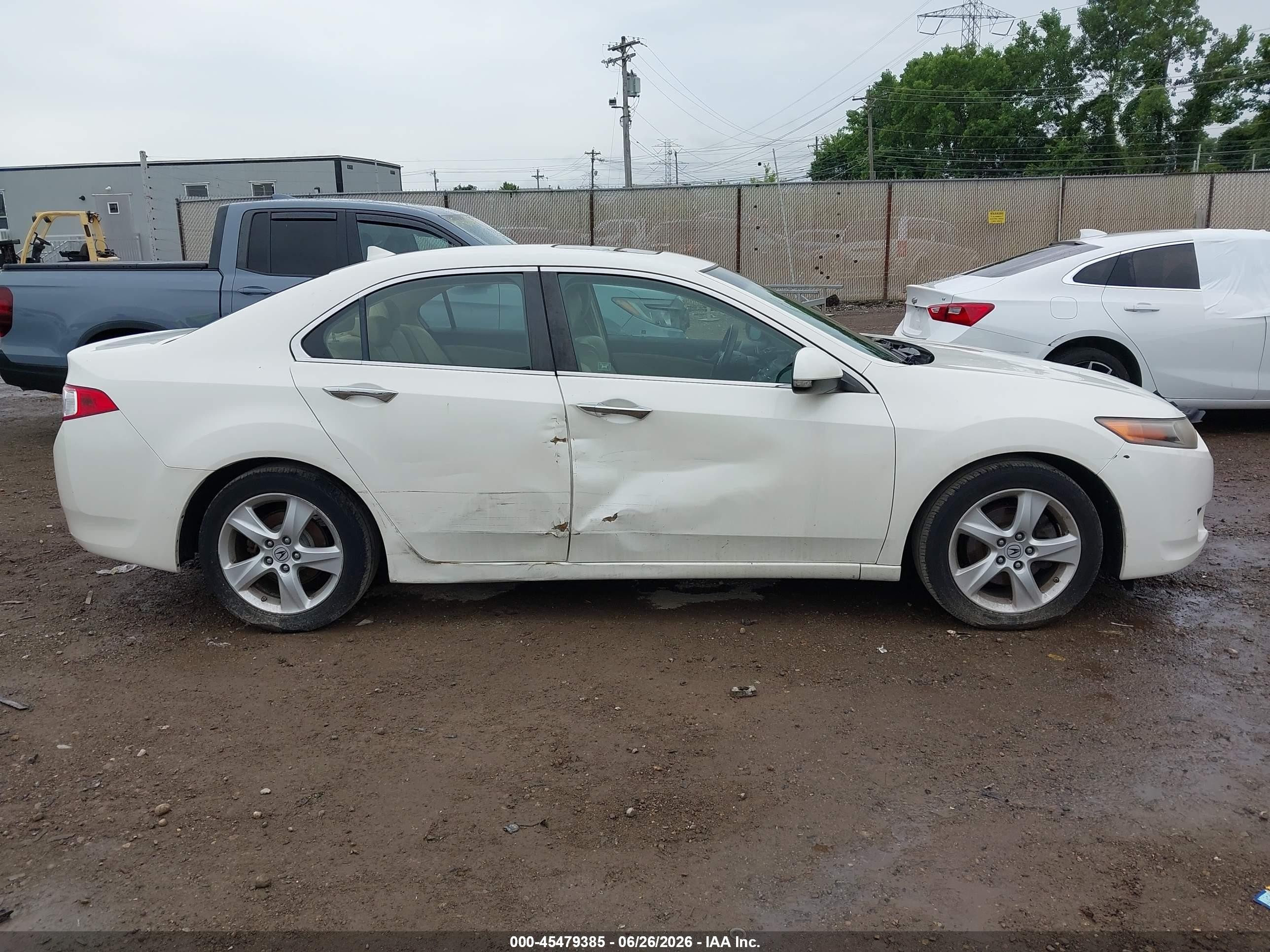 2010 Acura Tsx 2.4 White vin: JH4CU2F63AC024168