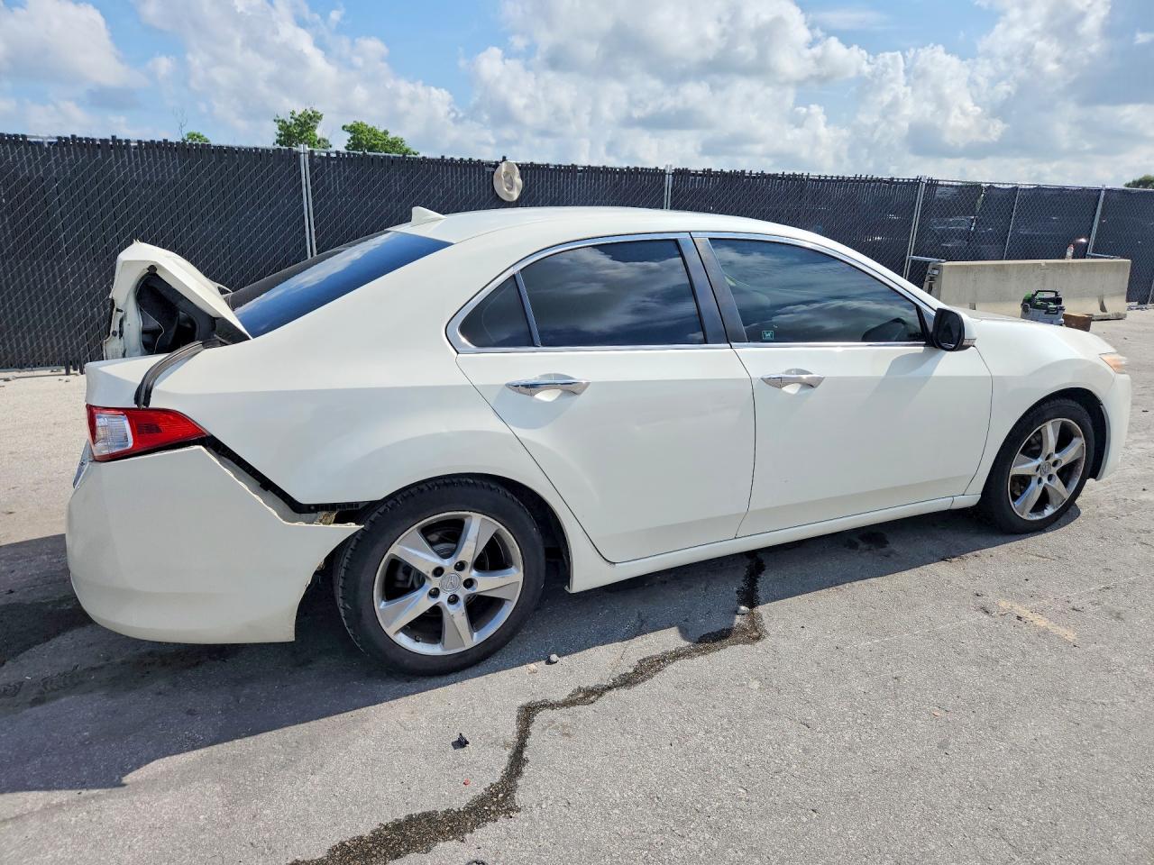 2010 Acura Tsx White vin: JH4CU2F63AC032531