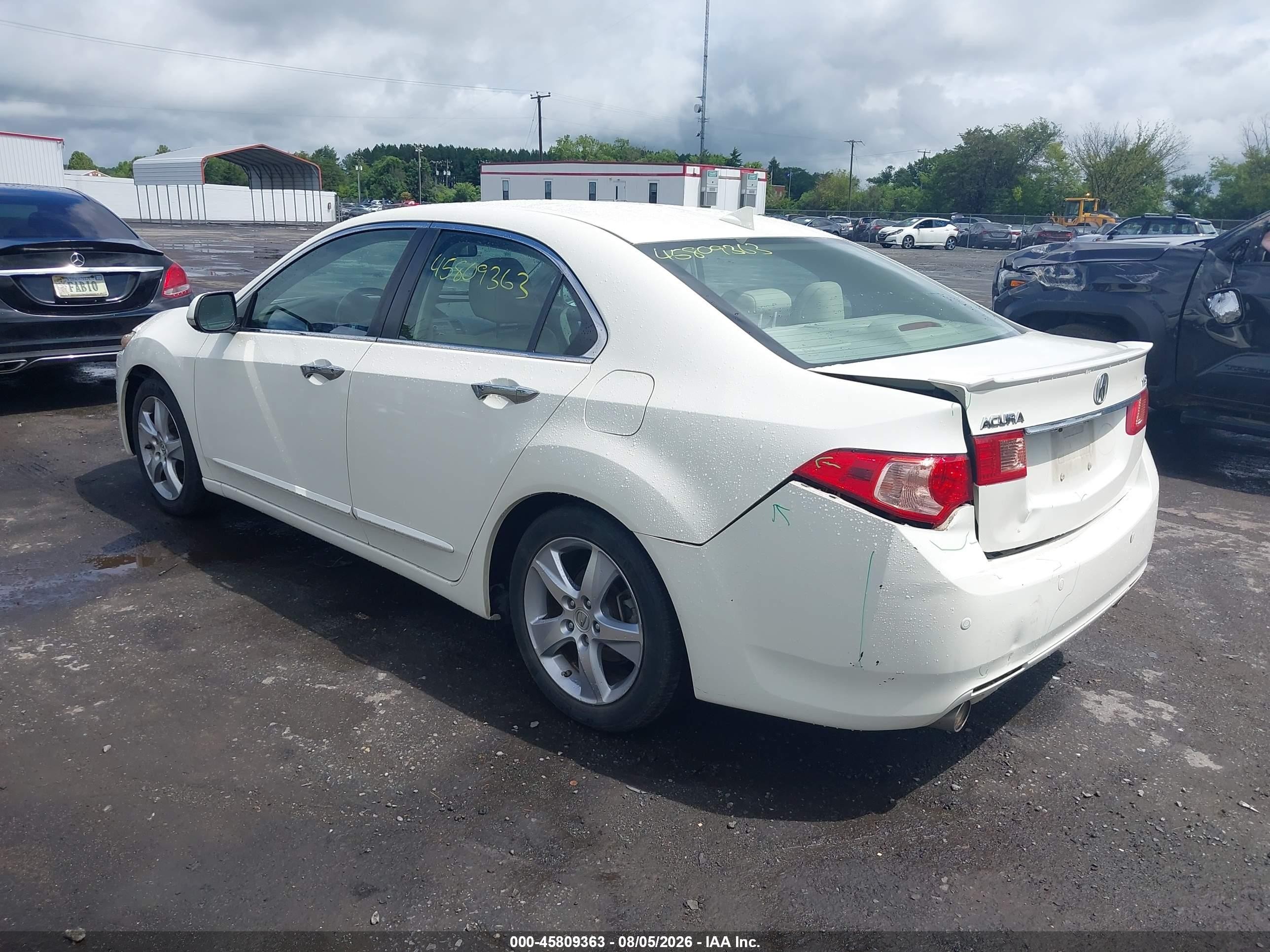 2011 Acura Tsx 2.4 White vin: JH4CU2F63BC005430