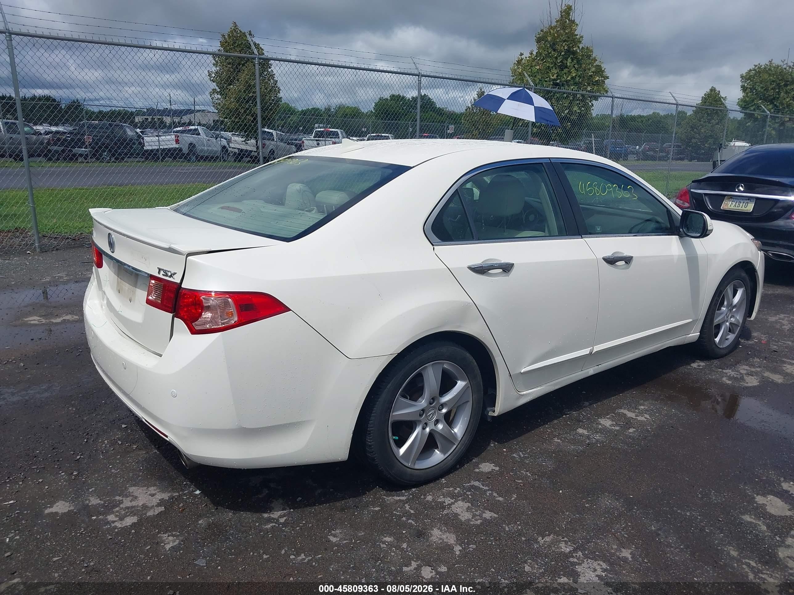 2011 Acura Tsx 2.4 White vin: JH4CU2F63BC005430