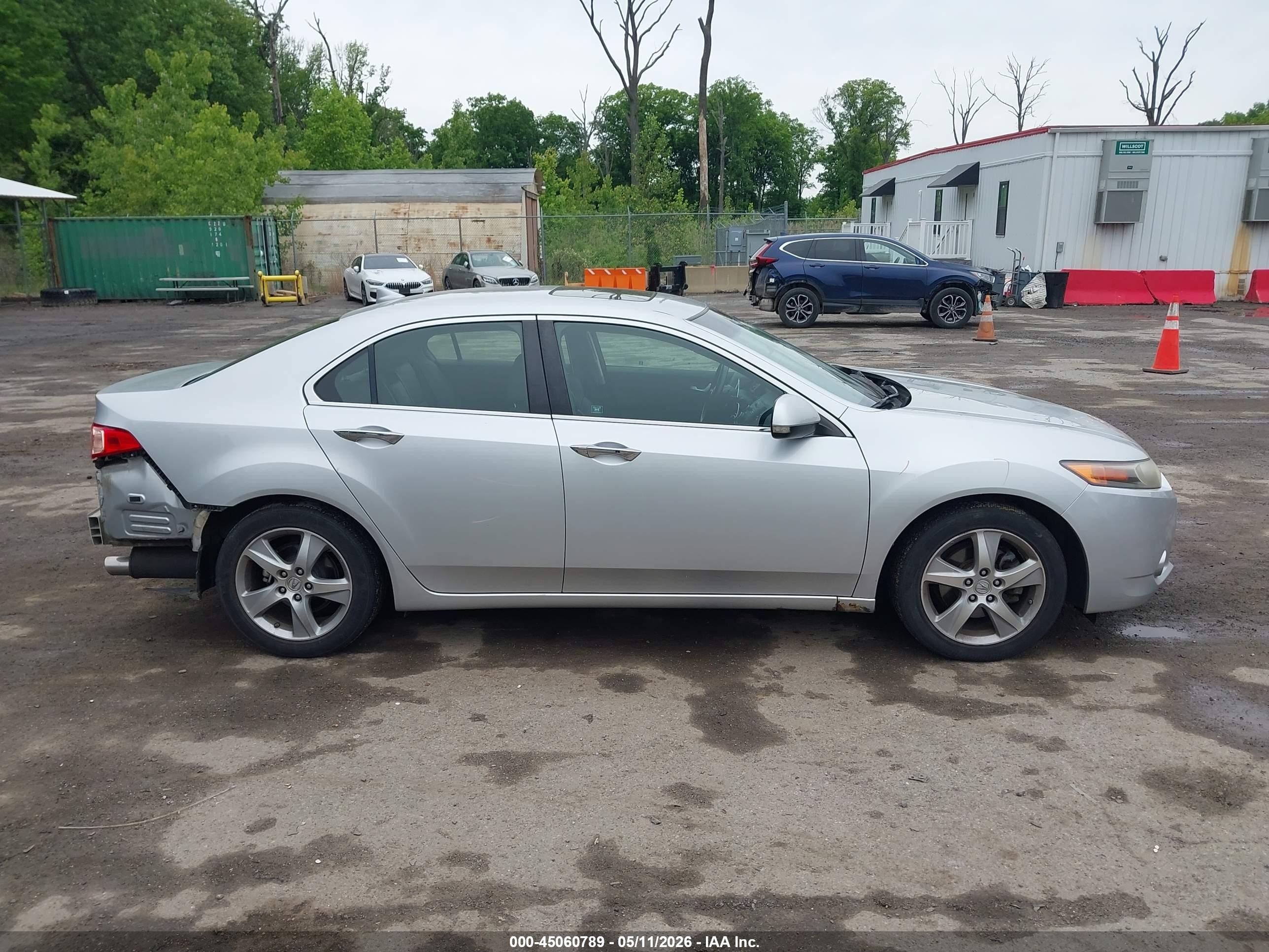 2011 Acura Tsx 2.4 Silver vin: JH4CU2F63BC018601