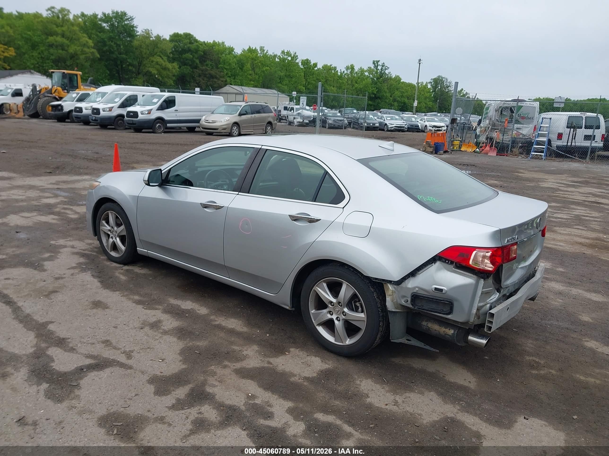 2011 Acura Tsx 2.4 Silver vin: JH4CU2F63BC018601
