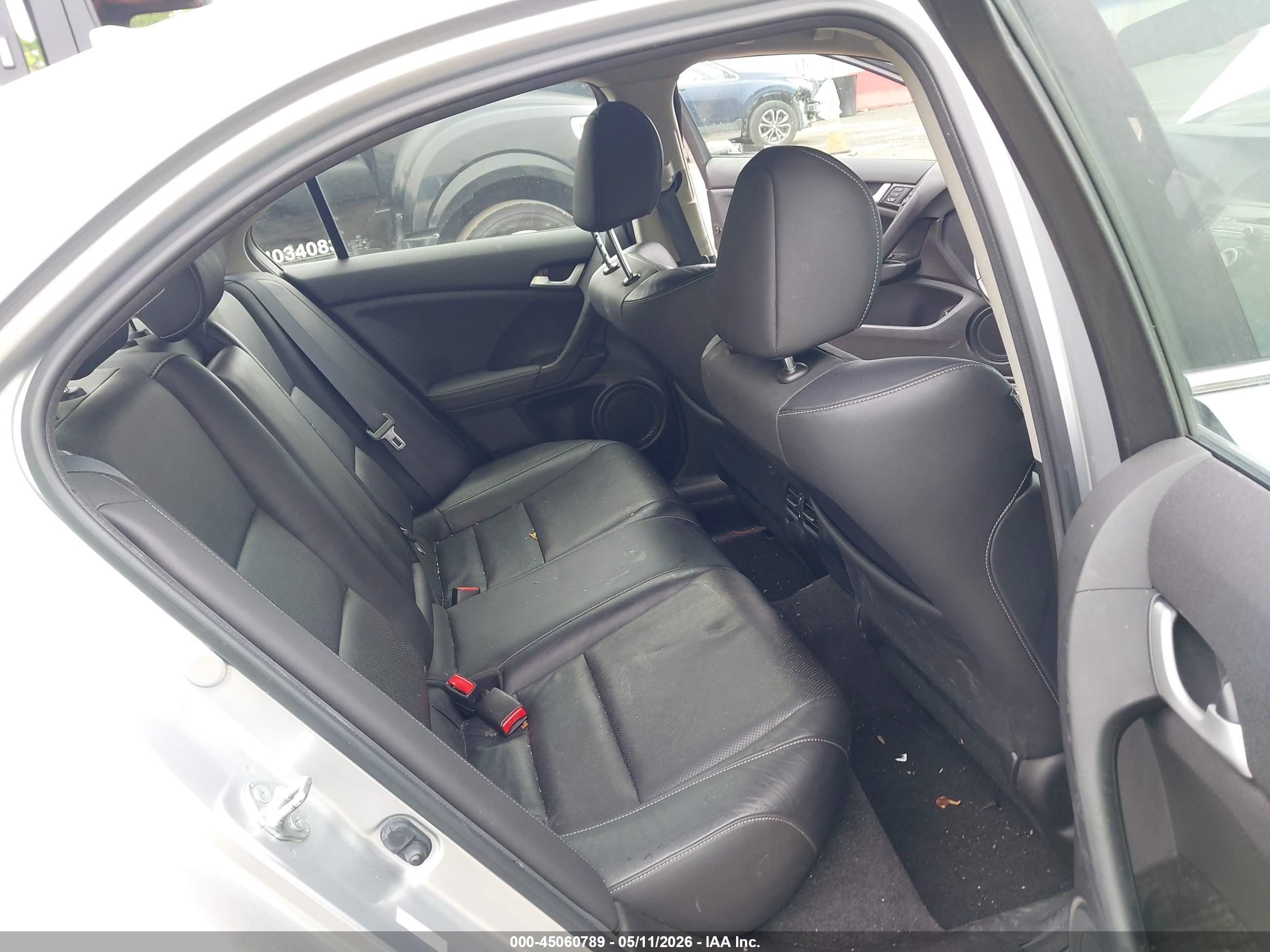 2011 Acura Tsx 2.4 Silver vin: JH4CU2F63BC018601