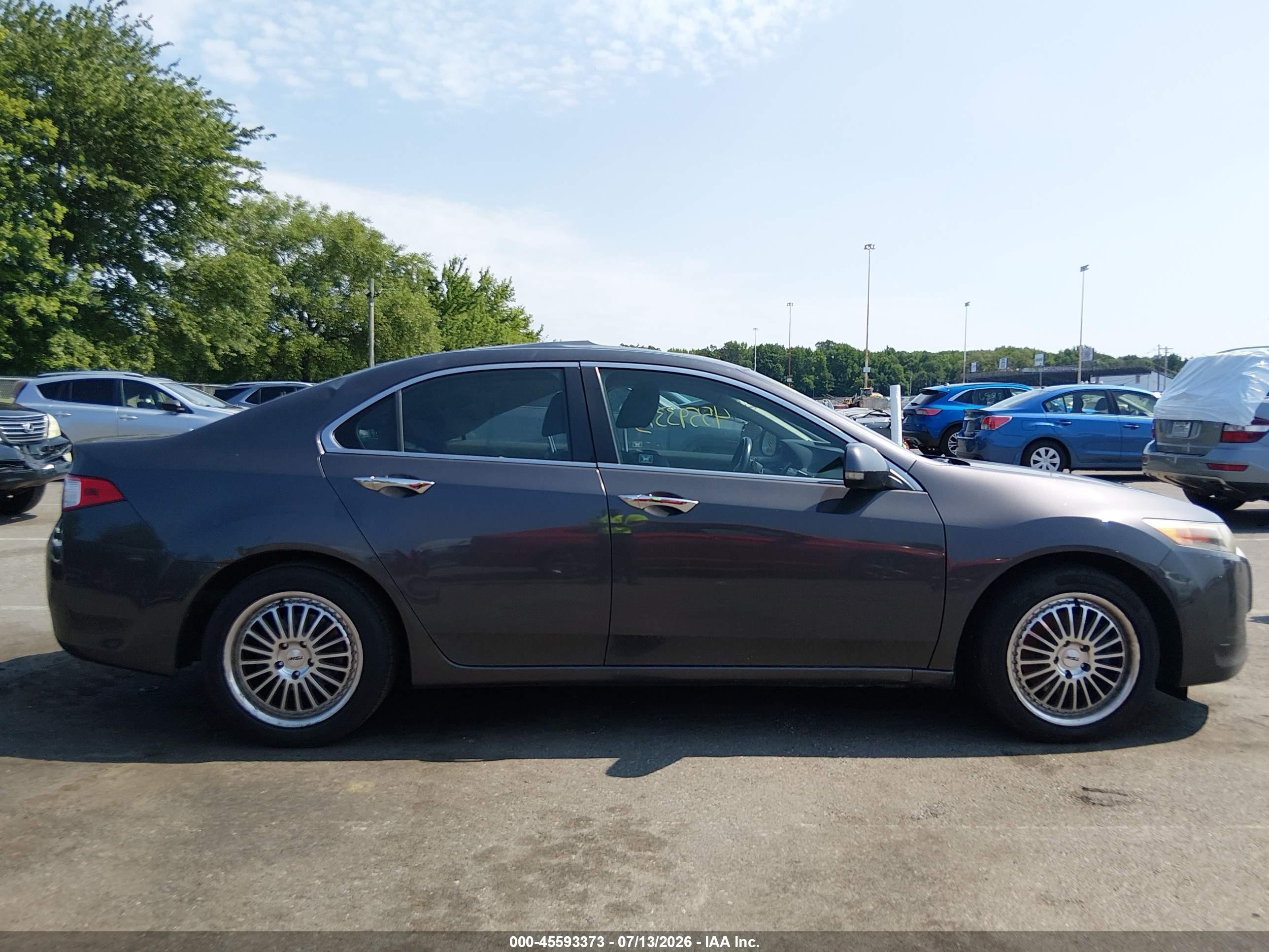 2010 Acura Tsx 2.4 Gray vin: JH4CU2F64AC038435