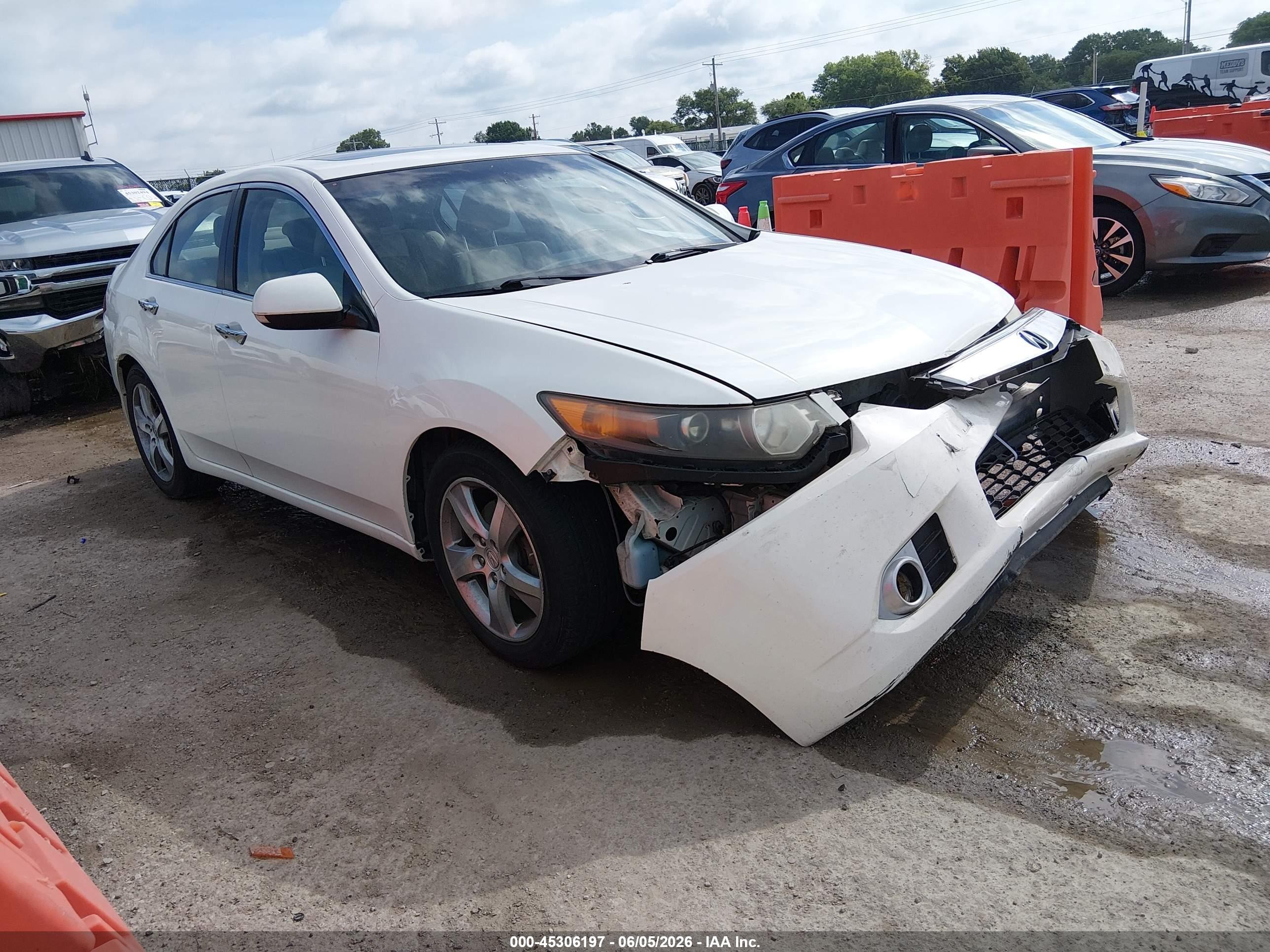 2011 Acura Tsx 2.4 Белый vin: JH4CU2F64BC000060
