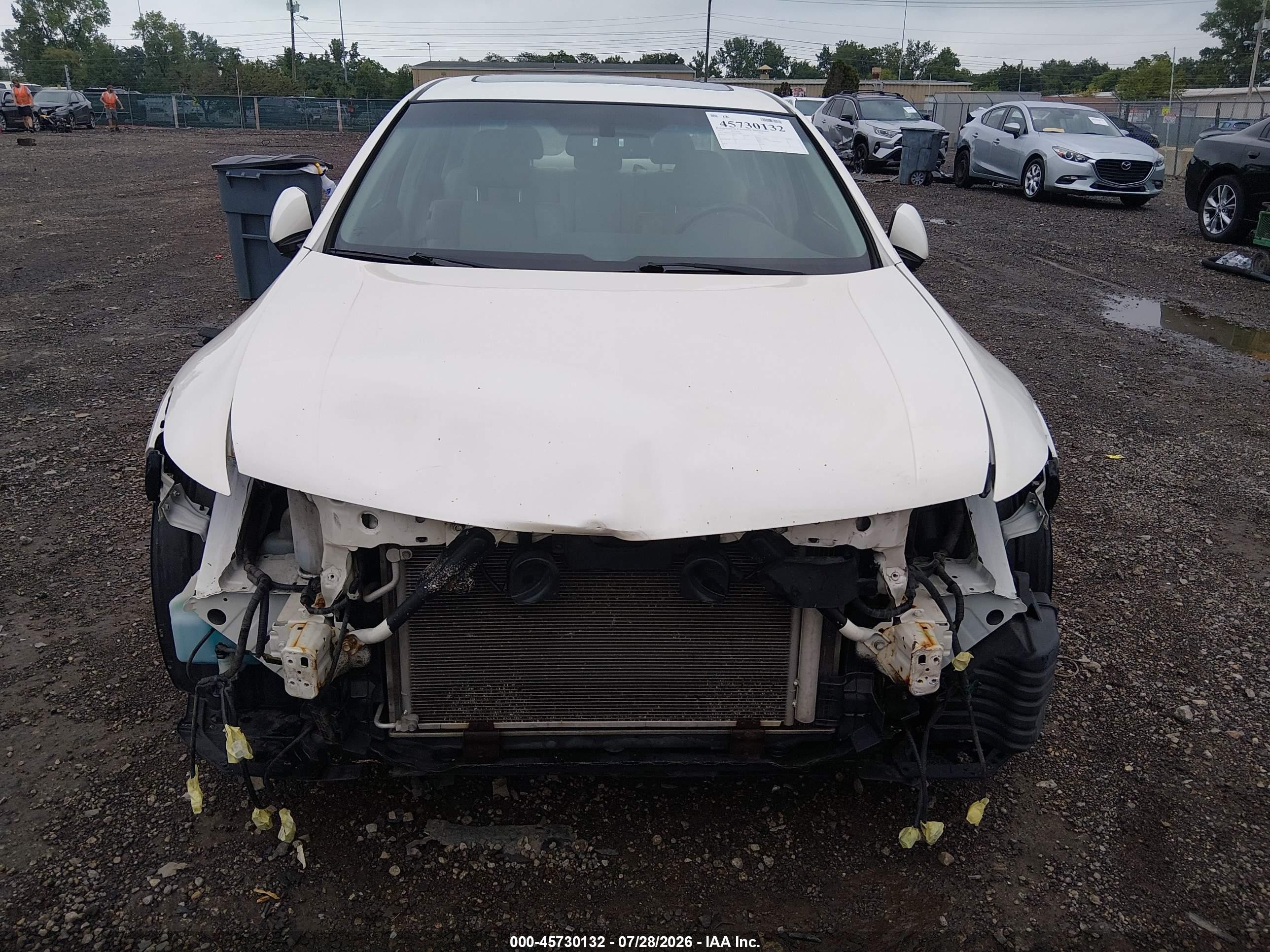 2011 Acura Tsx 2.4 White vin: JH4CU2F64BC012306