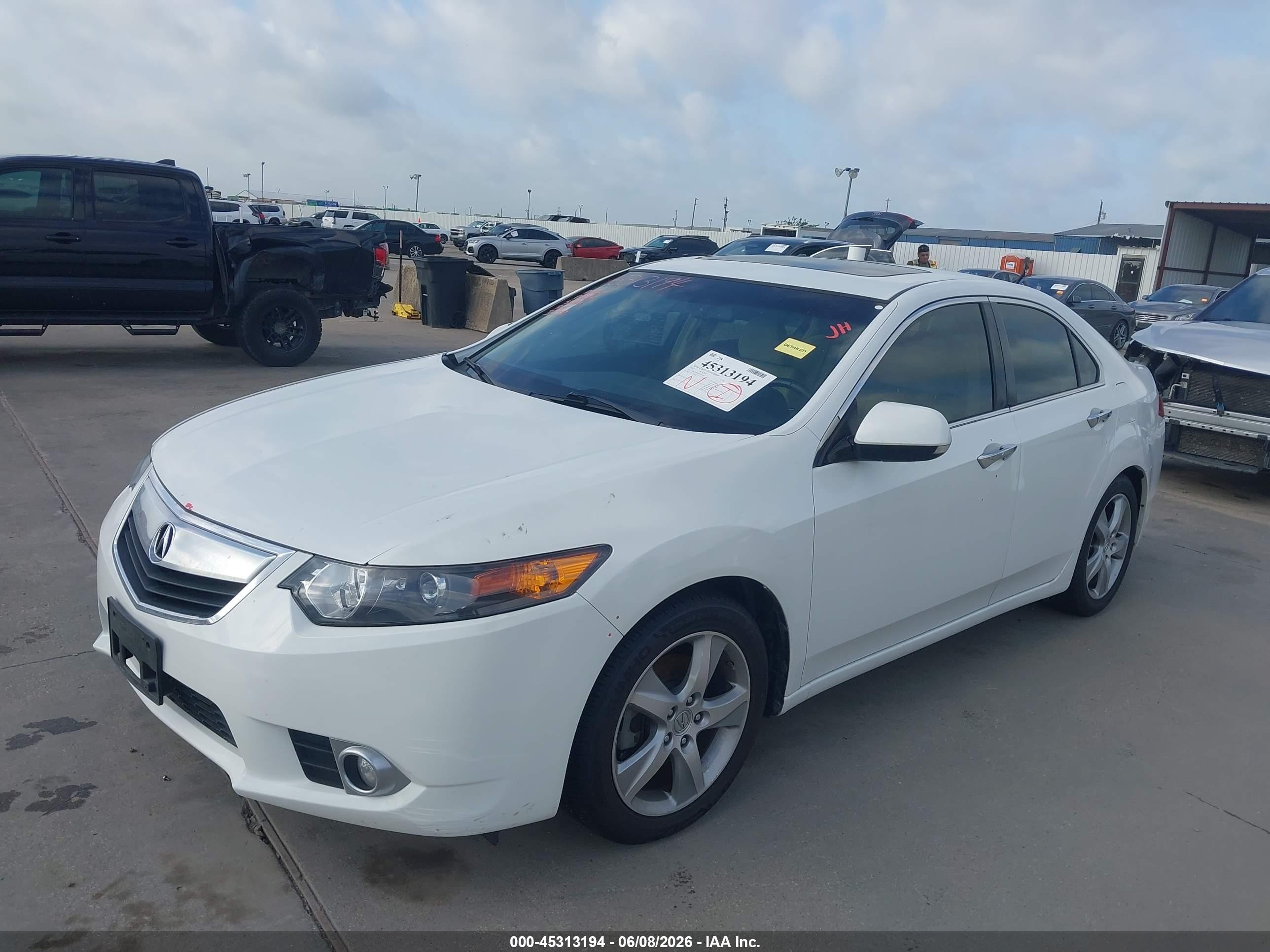 2013 Acura Tsx 2.4 White vin: JH4CU2F64DC013667