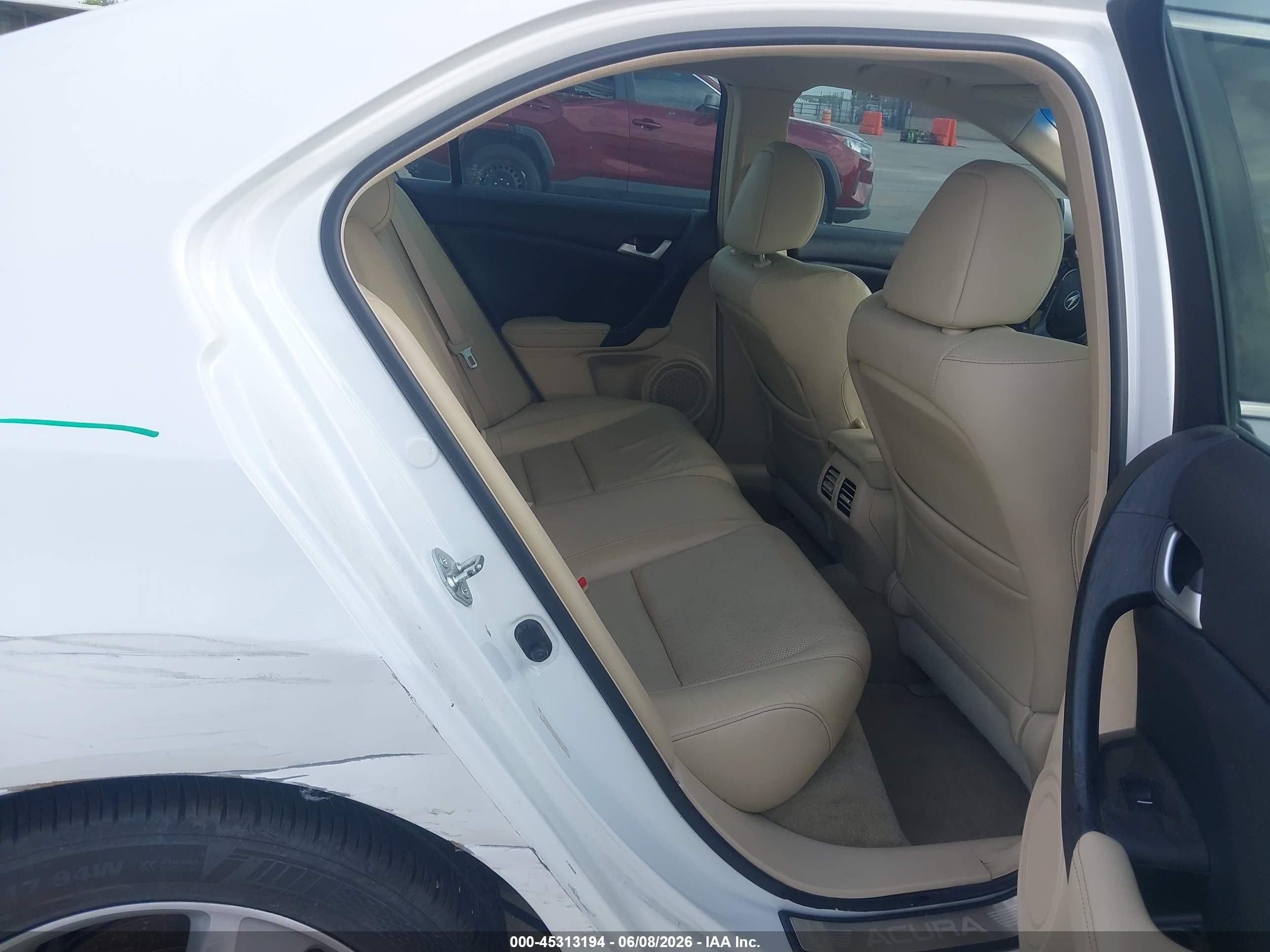 2013 Acura Tsx 2.4 White vin: JH4CU2F64DC013667