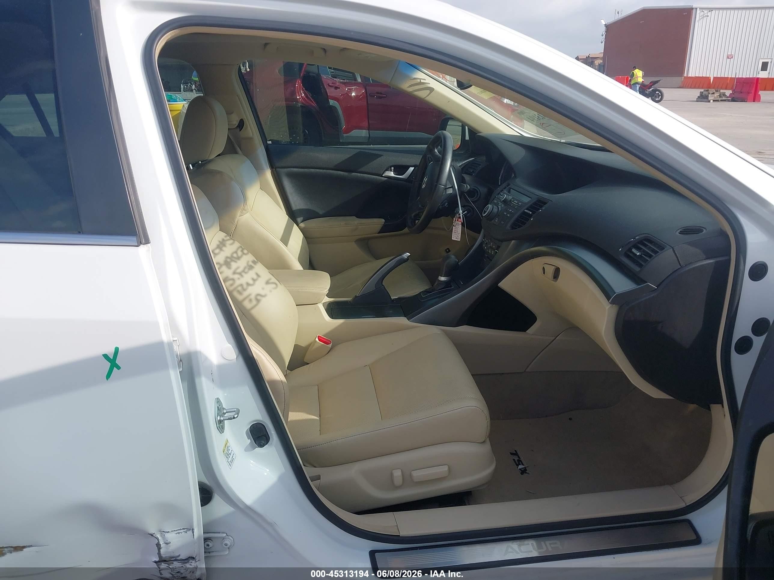 2013 Acura Tsx 2.4 White vin: JH4CU2F64DC013667