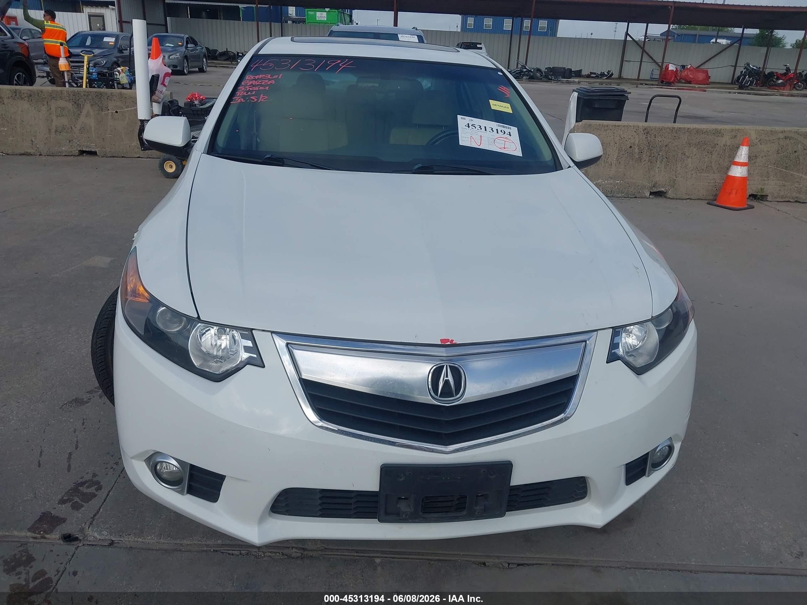 2013 Acura Tsx 2.4 White vin: JH4CU2F64DC013667