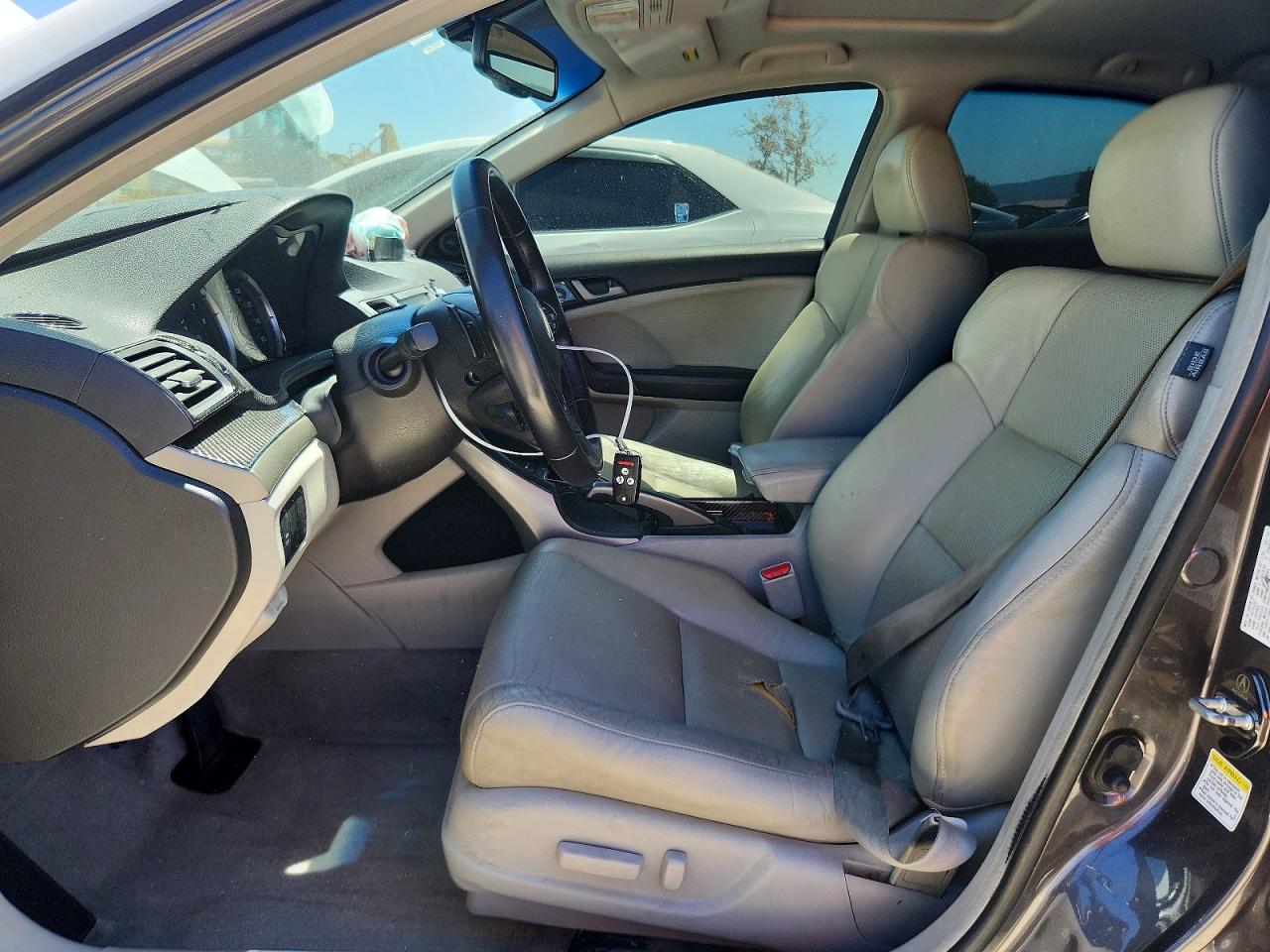 2010 Acura Tsx White vin: JH4CU2F65AC003502