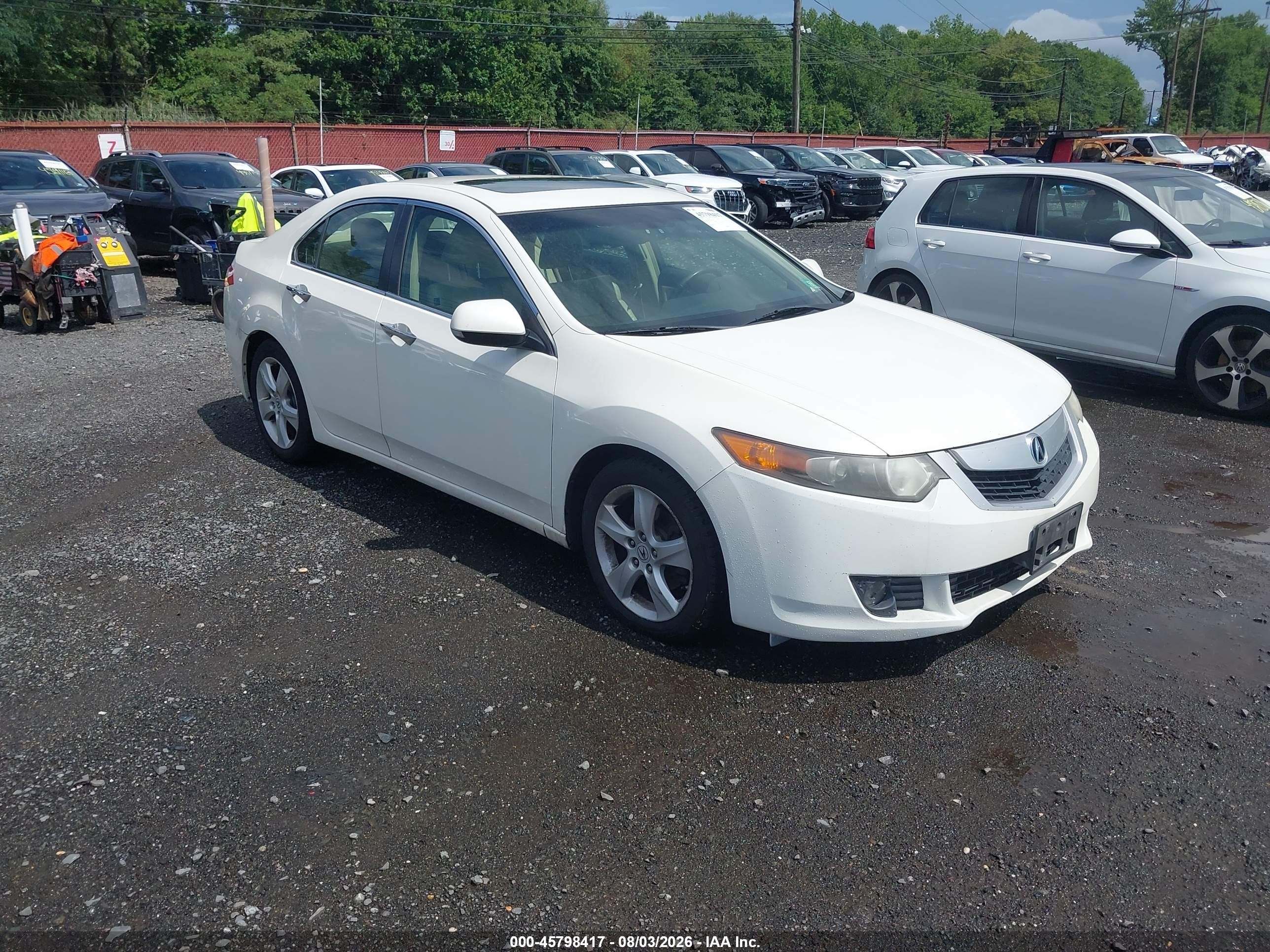 2010 Acura Tsx 2.4 White vin: JH4CU2F65AC017982