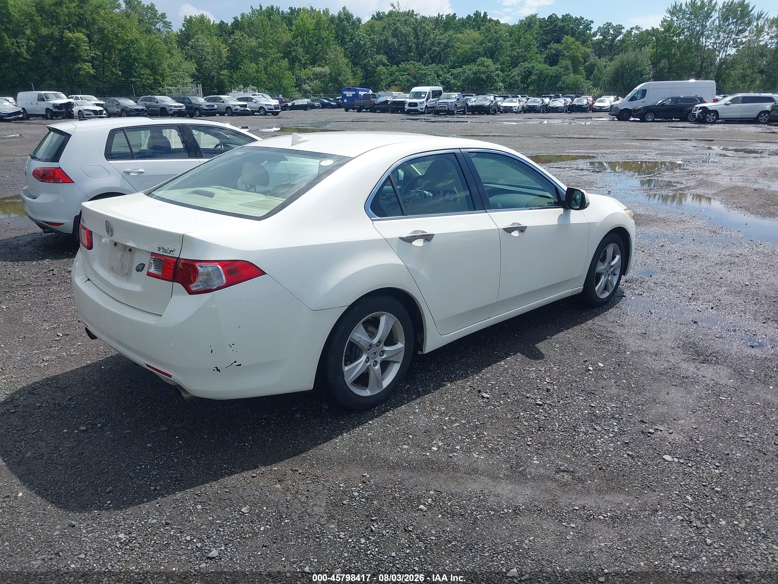 2010 Acura Tsx 2.4 White vin: JH4CU2F65AC017982