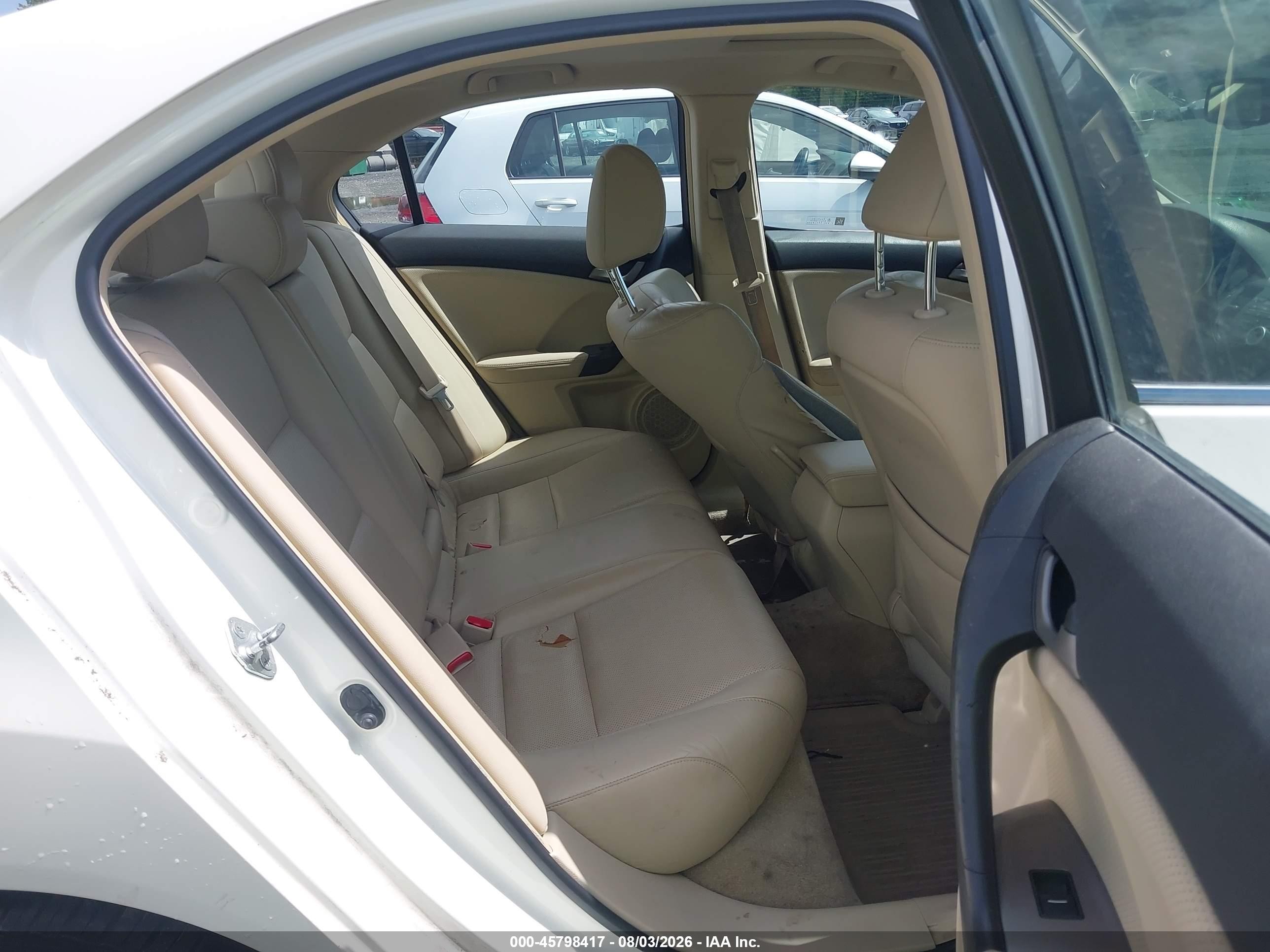 2010 Acura Tsx 2.4 White vin: JH4CU2F65AC017982
