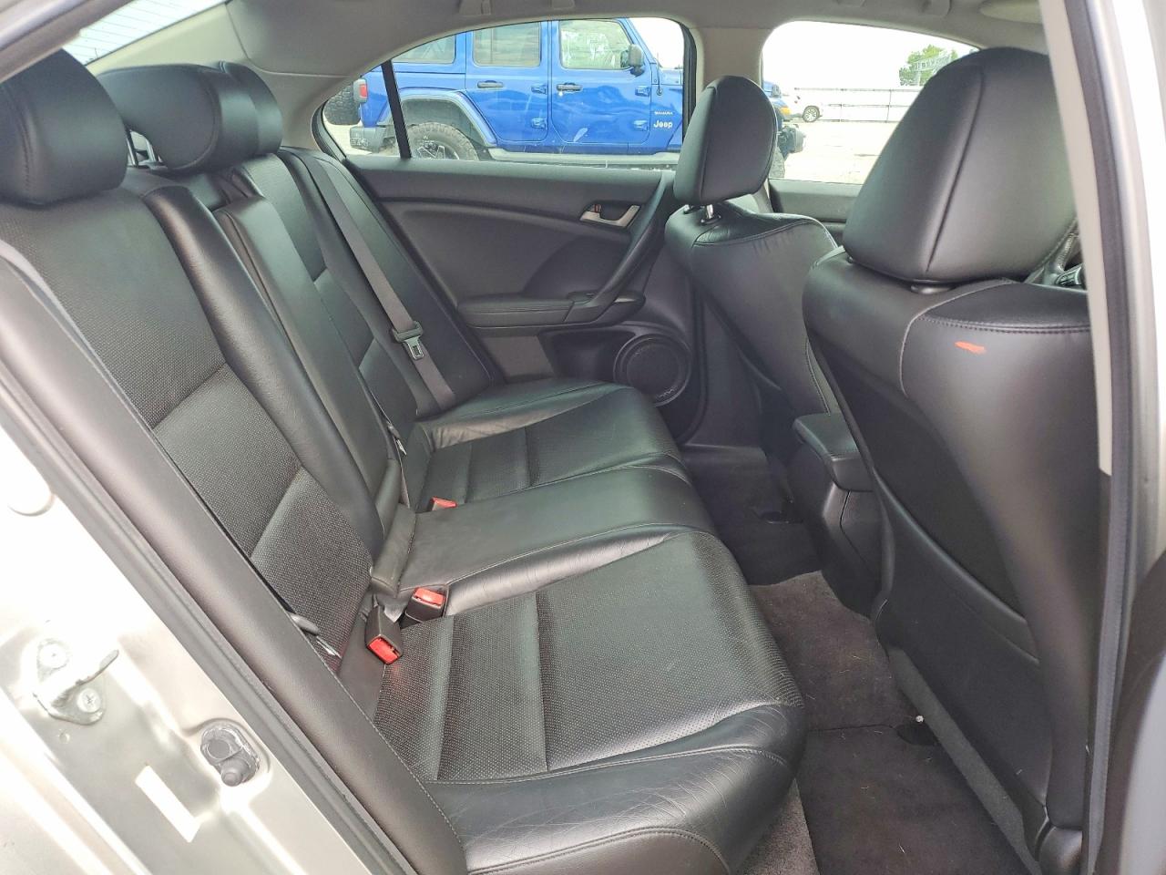 2010 Acura Tsx Silver vin: JH4CU2F65AC019893