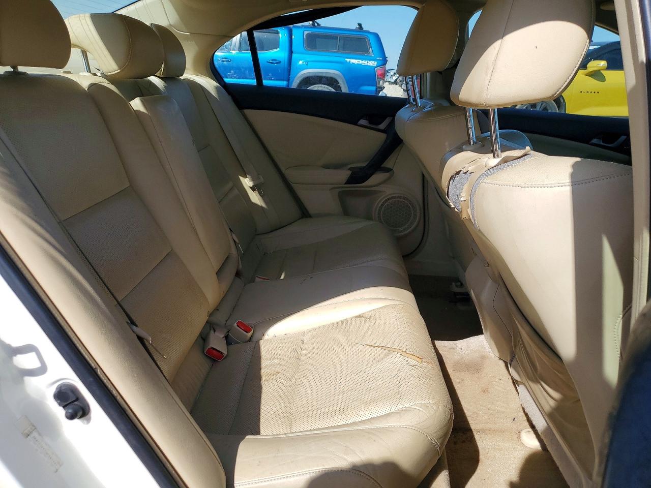 2010 Acura Tsx White vin: JH4CU2F65AC042445
