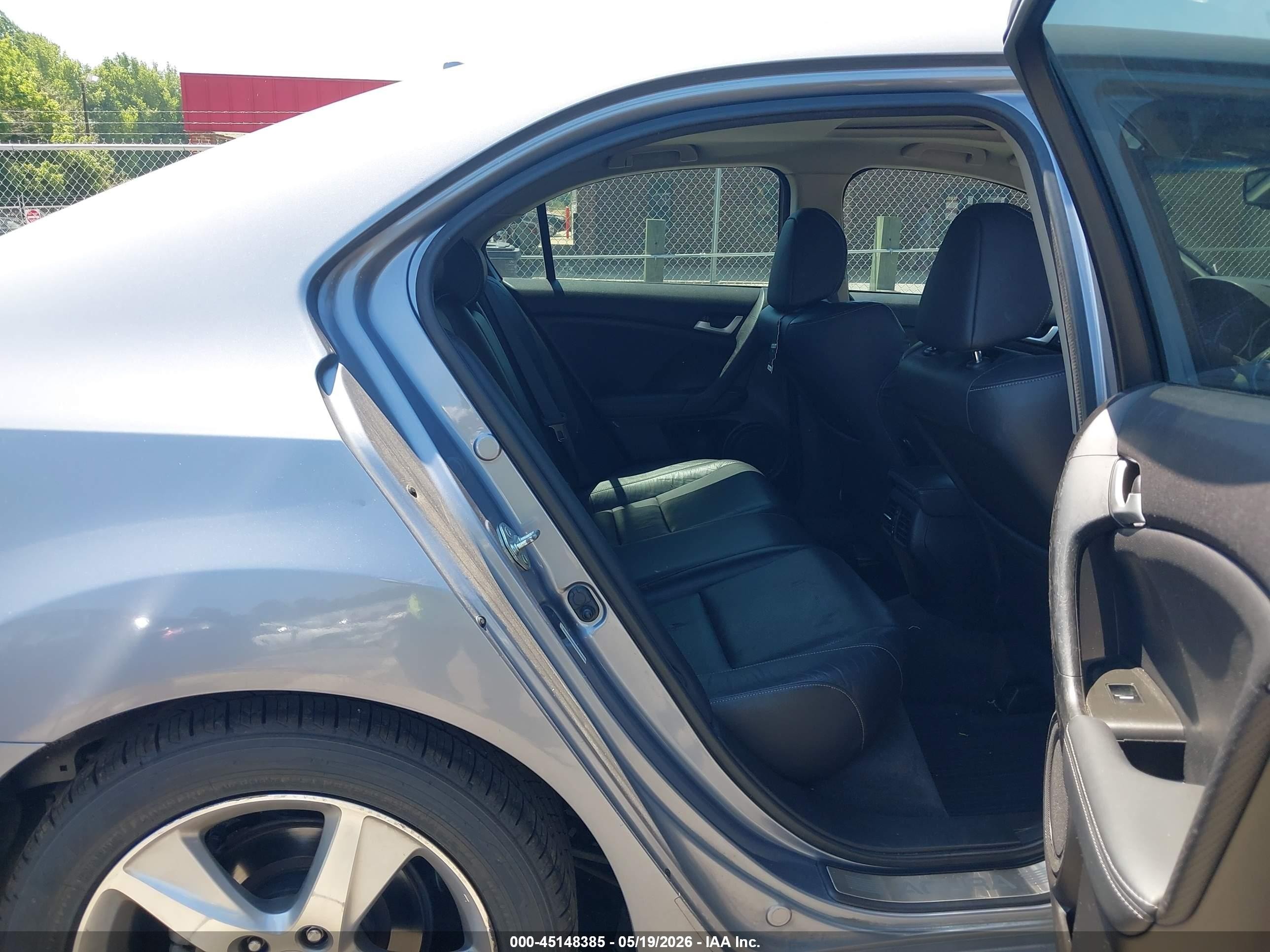 2011 Acura Tsx 2.4 Gray vin: JH4CU2F65BC007101