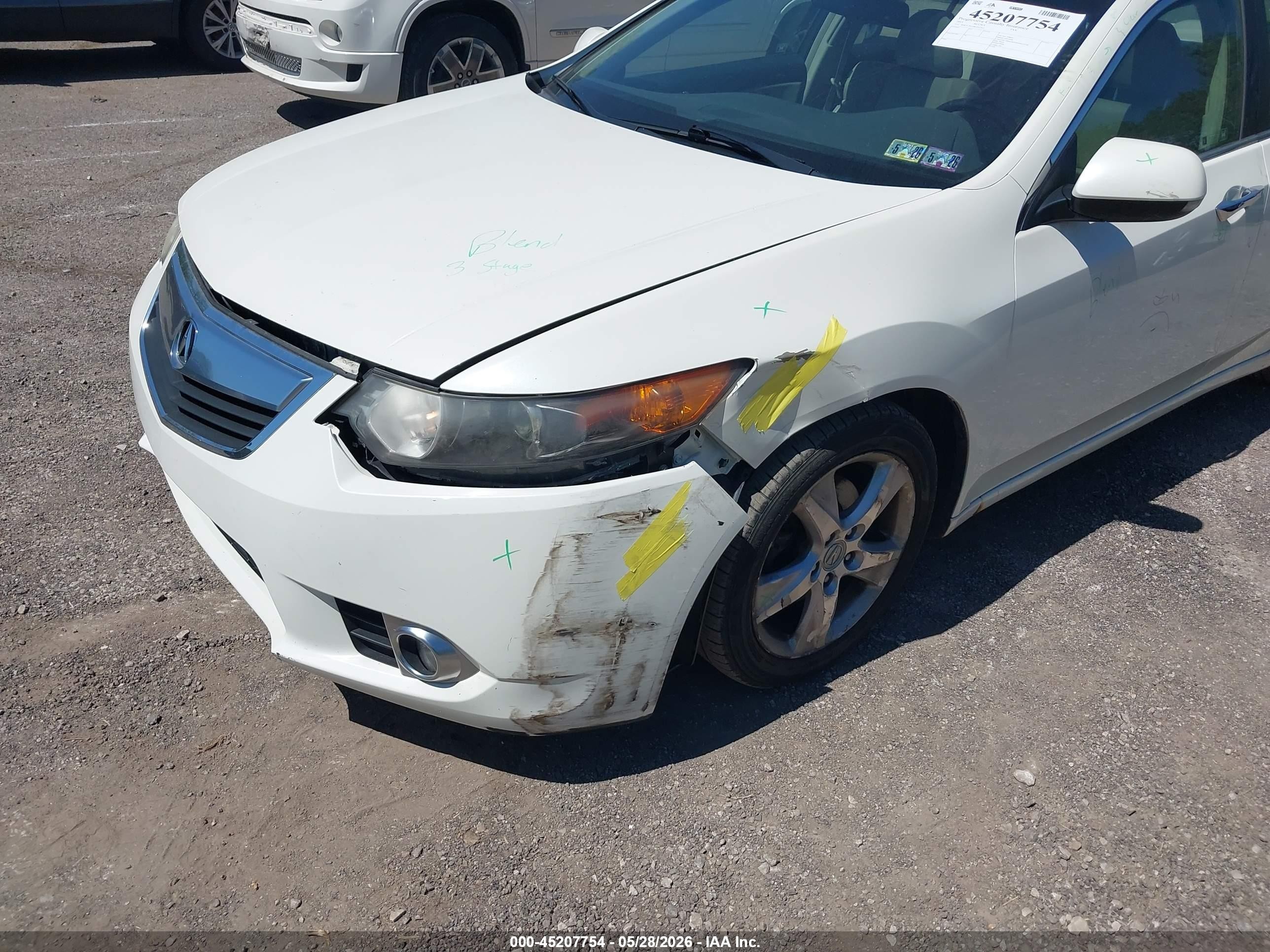 2011 Acura Tsx 2.4 White vin: JH4CU2F65BC012265