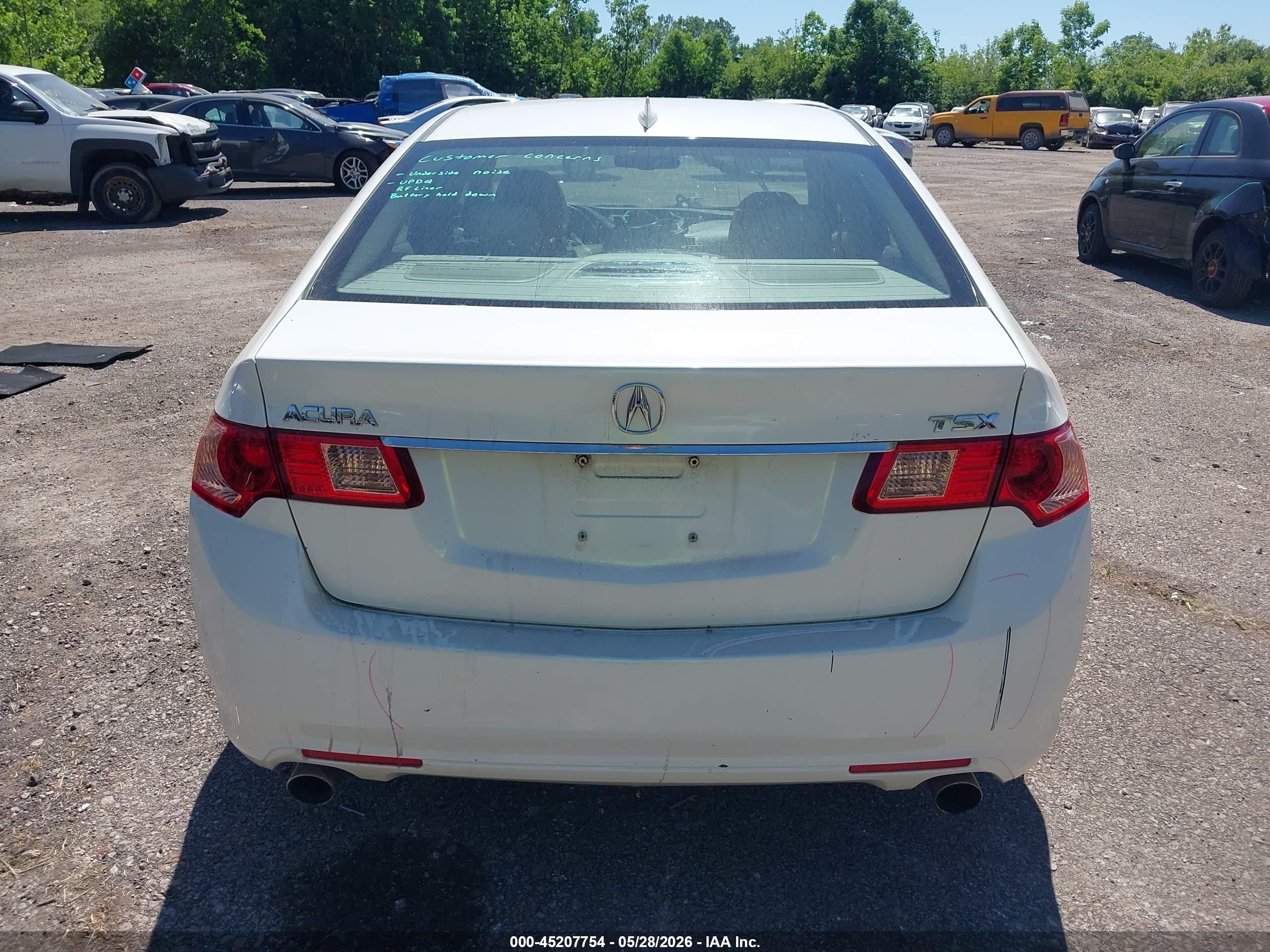 2011 Acura Tsx 2.4 White vin: JH4CU2F65BC012265