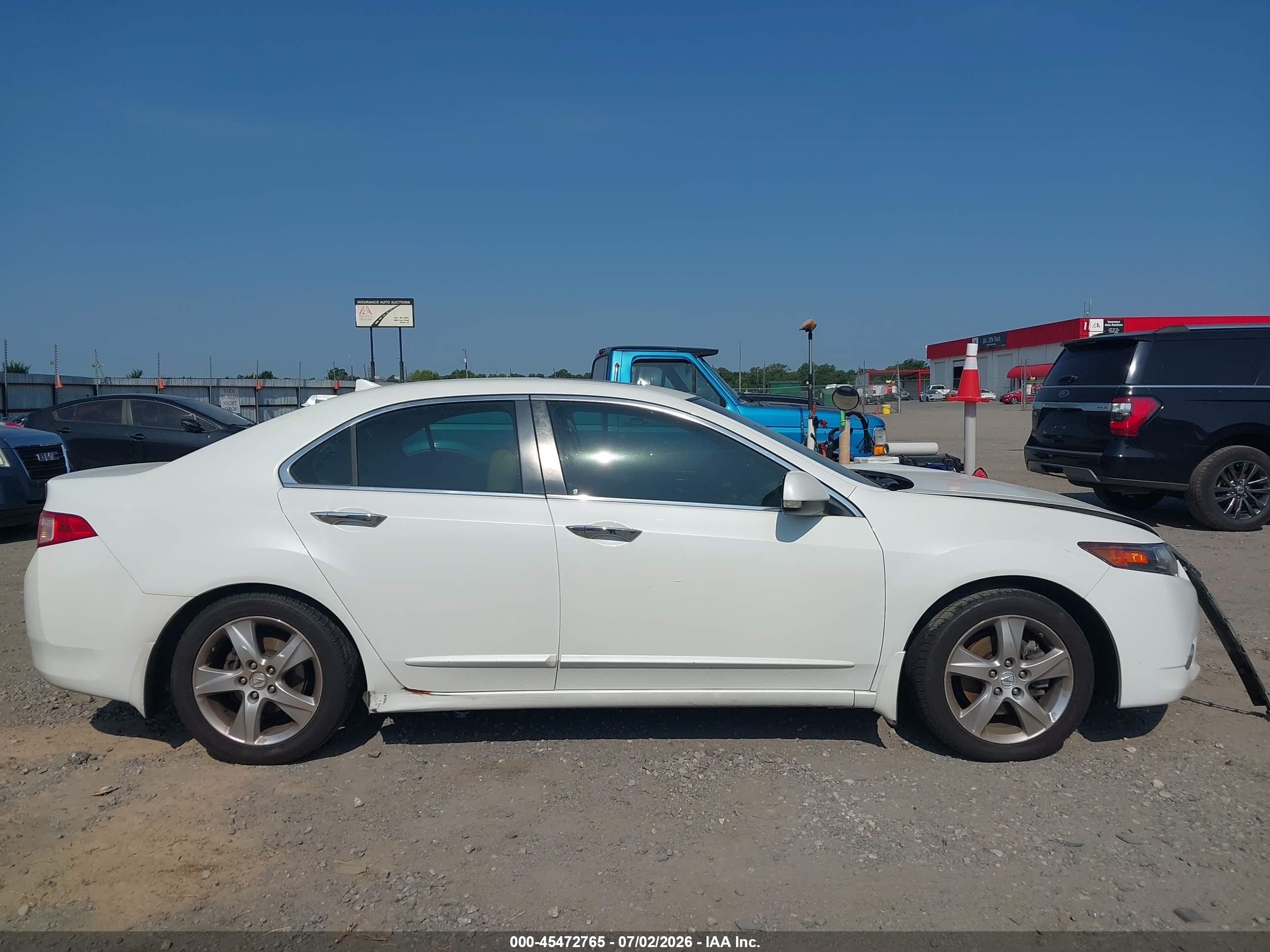 2013 Acura Tsx 2.4 White vin: JH4CU2F65DC003889