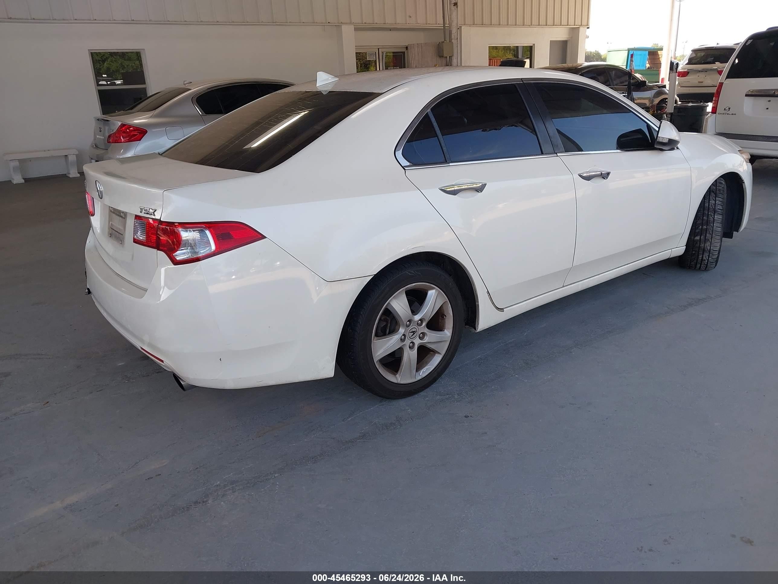 2010 Acura Tsx 2.4 White vin: JH4CU2F66AC031468
