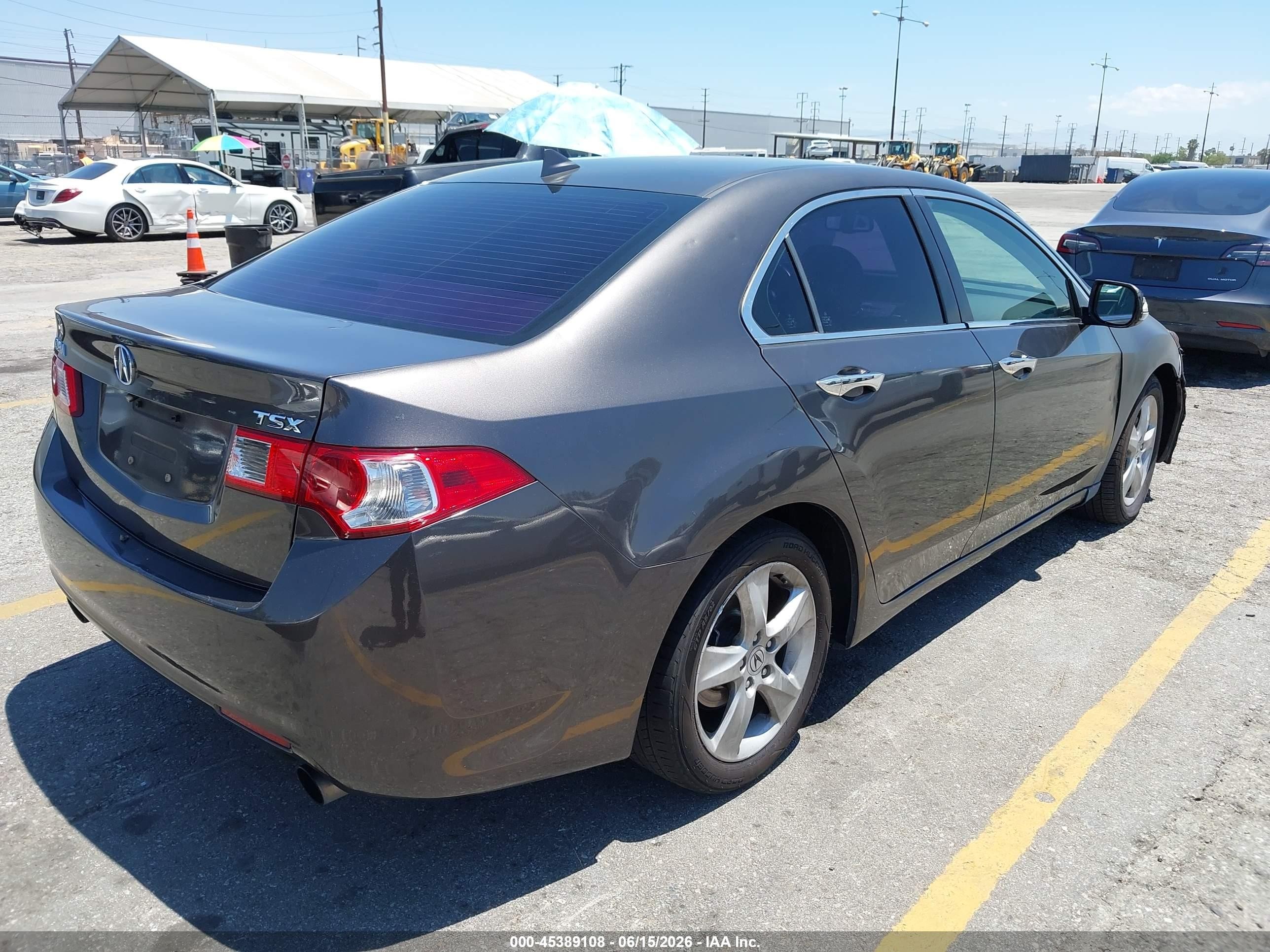 2010 Acura Tsx 2.4 Коричневый vin: JH4CU2F66AC033818