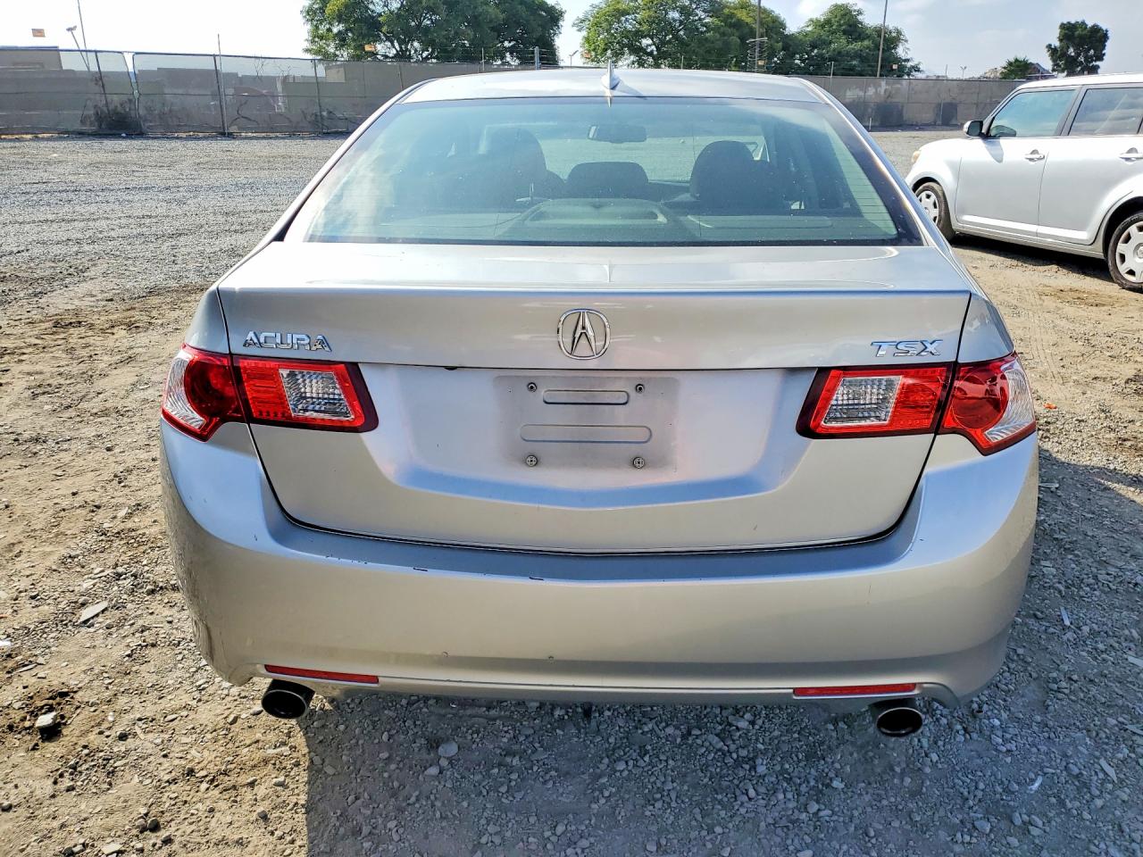 2010 Acura Tsx Silver vin: JH4CU2F66AC043748