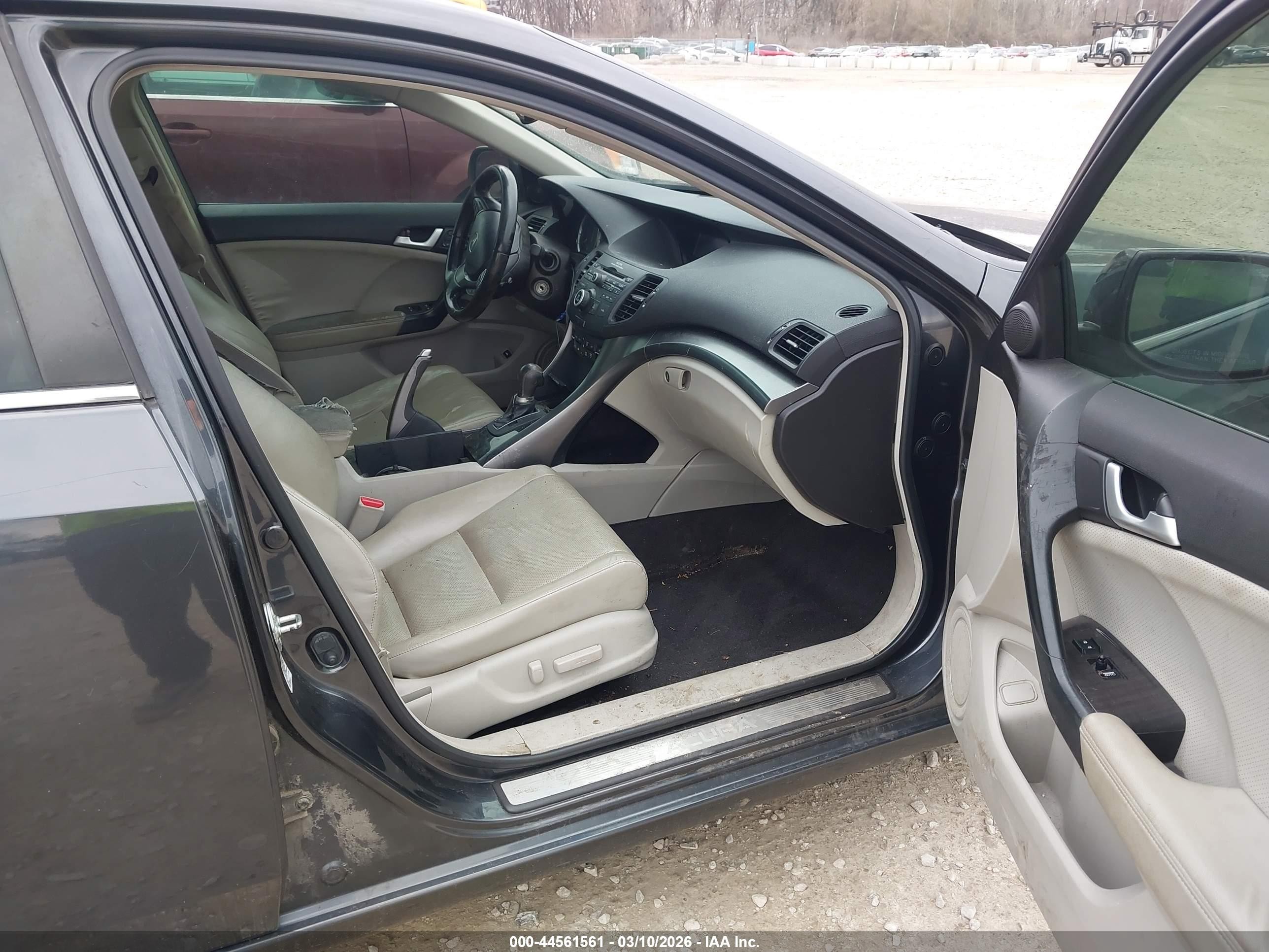 2011 Acura Tsx 2.4 Gray vin: JH4CU2F66BC012632