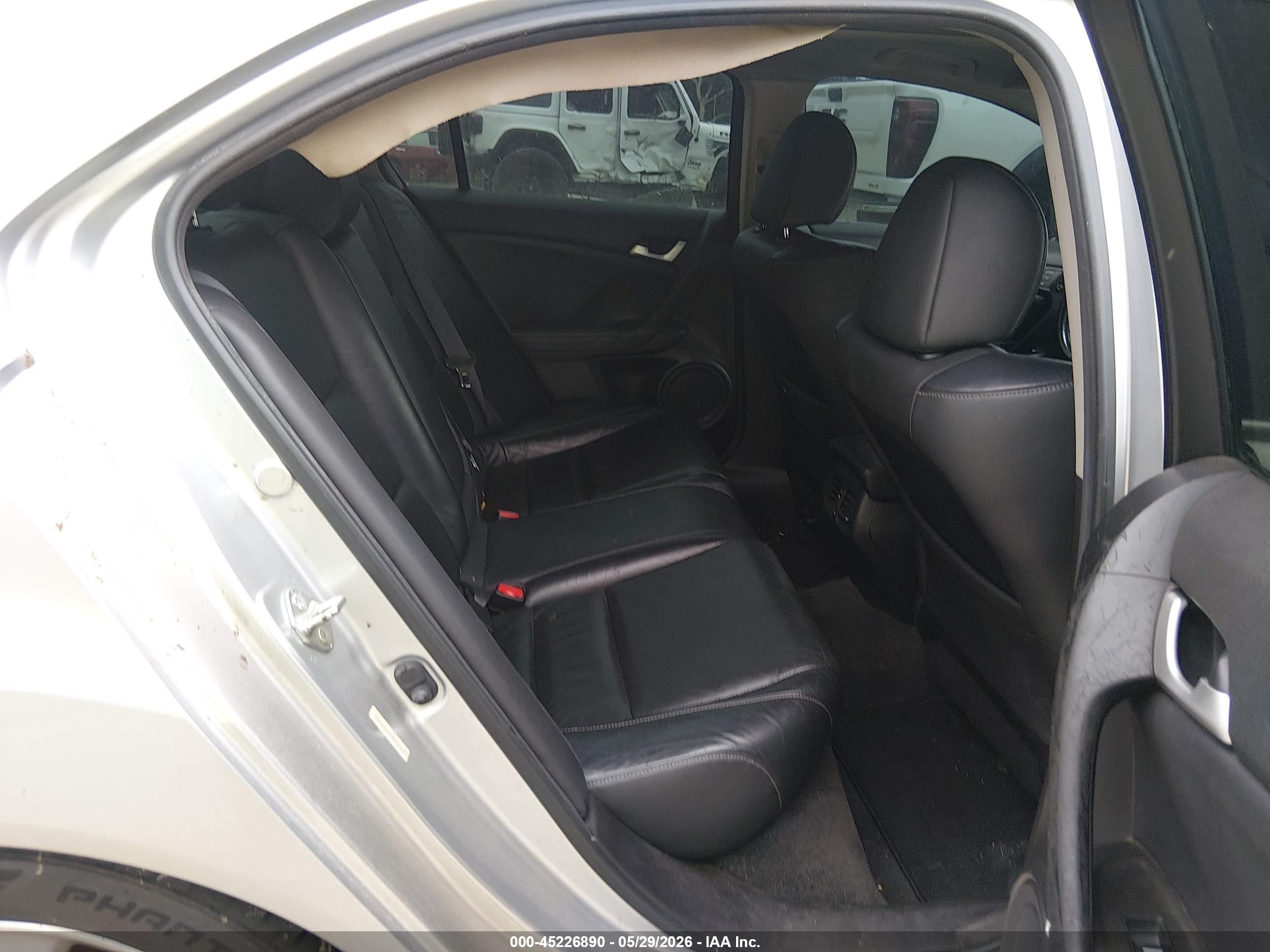 2011 Acura Tsx 2.4 Silver vin: JH4CU2F66BC016809